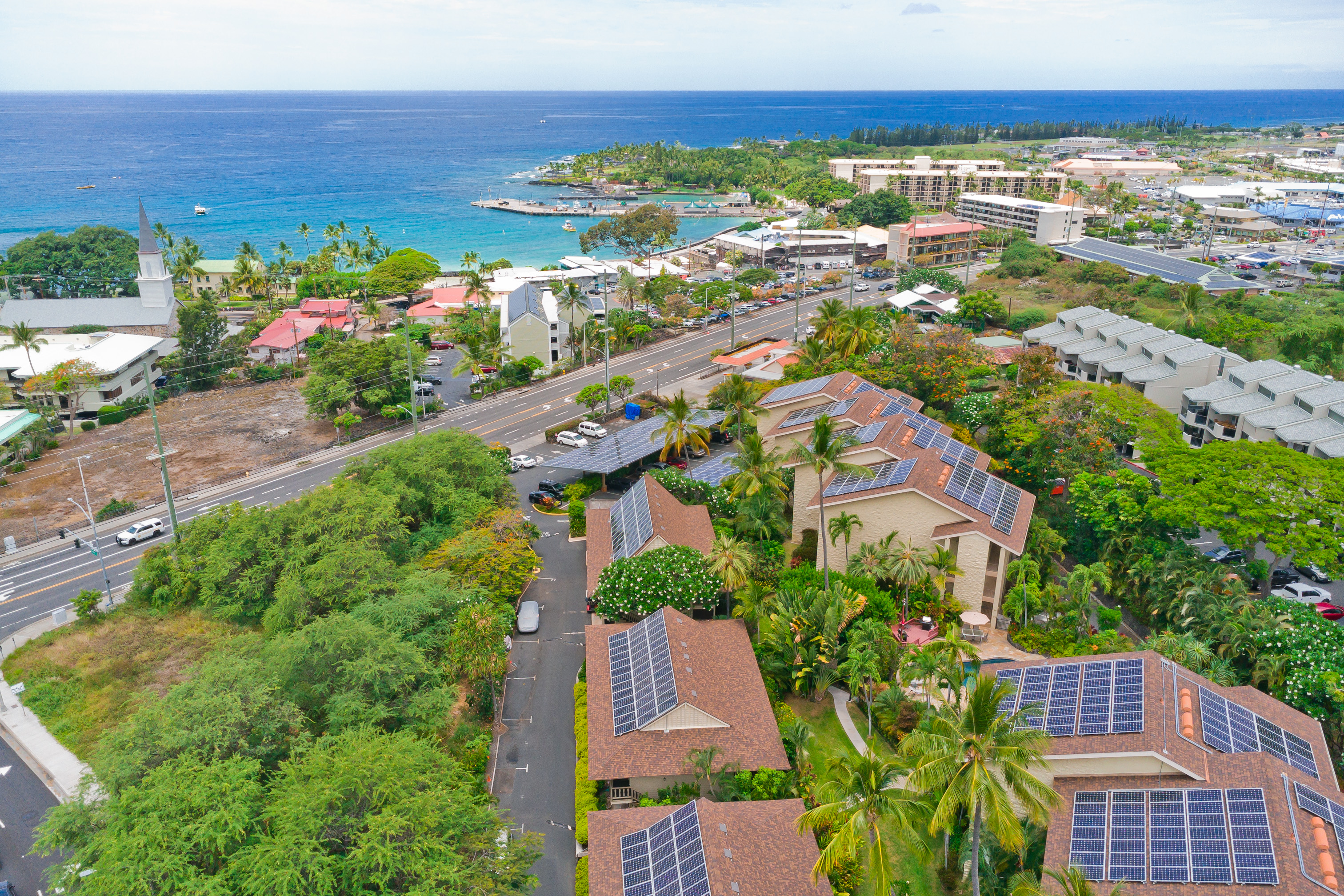 75-5681 KUAKINI HIGHWAY 301