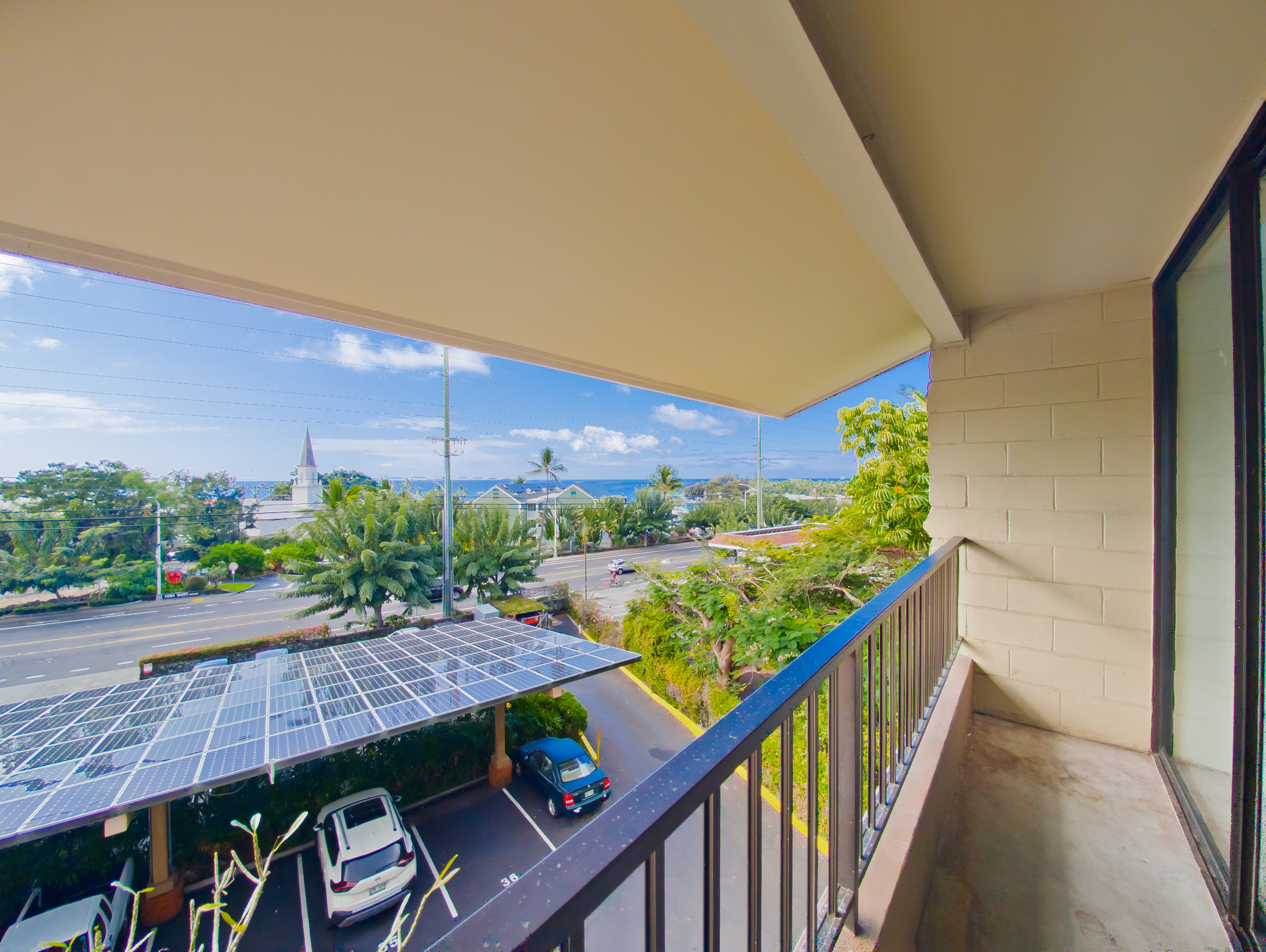 75-5681 KUAKINI HIGHWAY 301