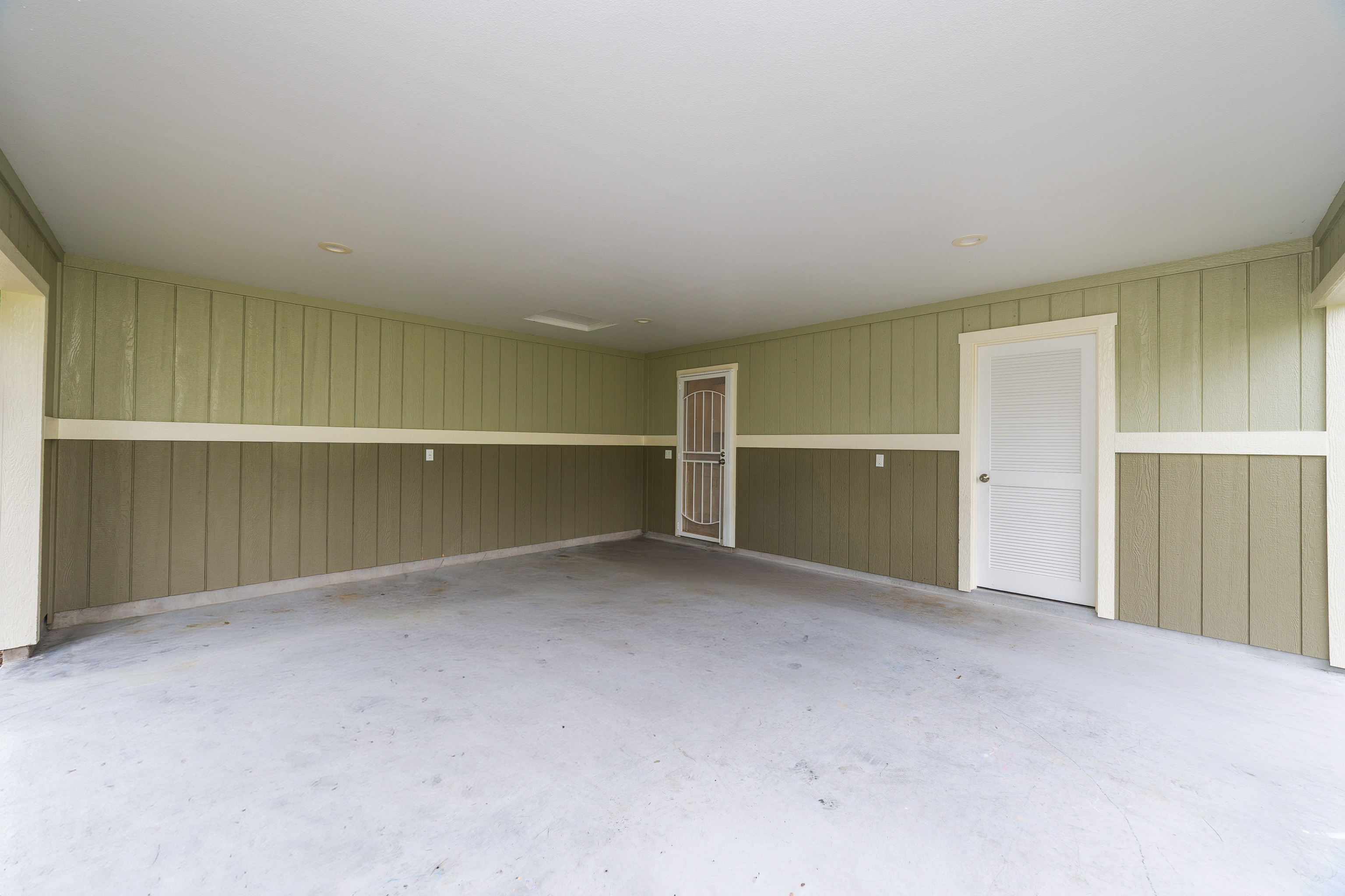15-2811 LALAKEA ST