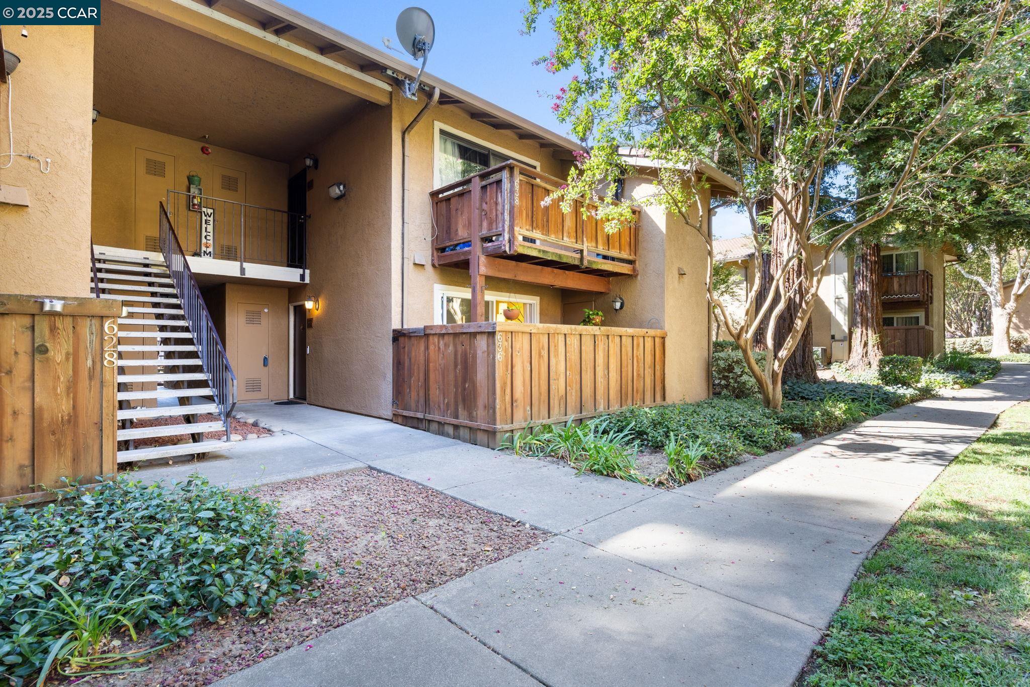 636 Arcadia Dr