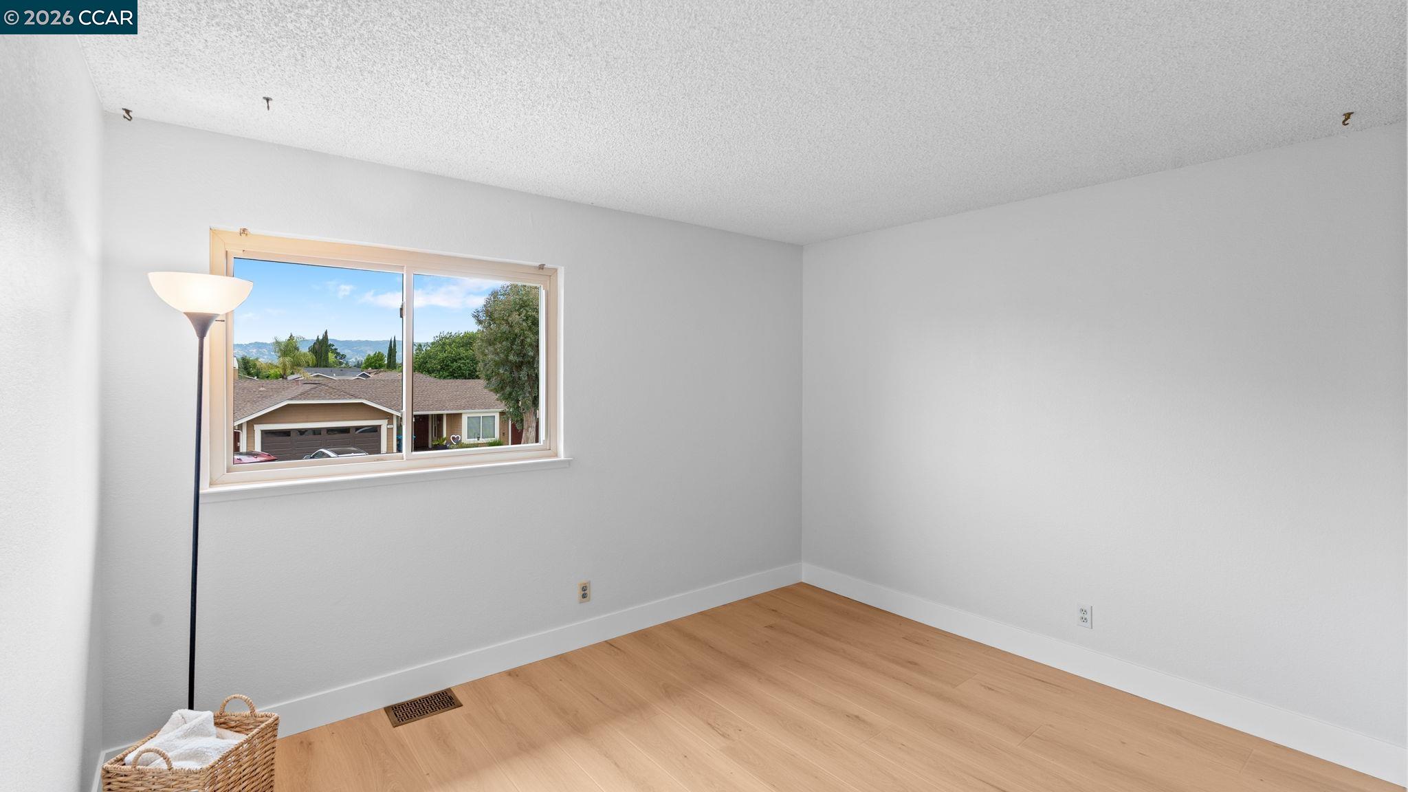 515 Lupine Cir