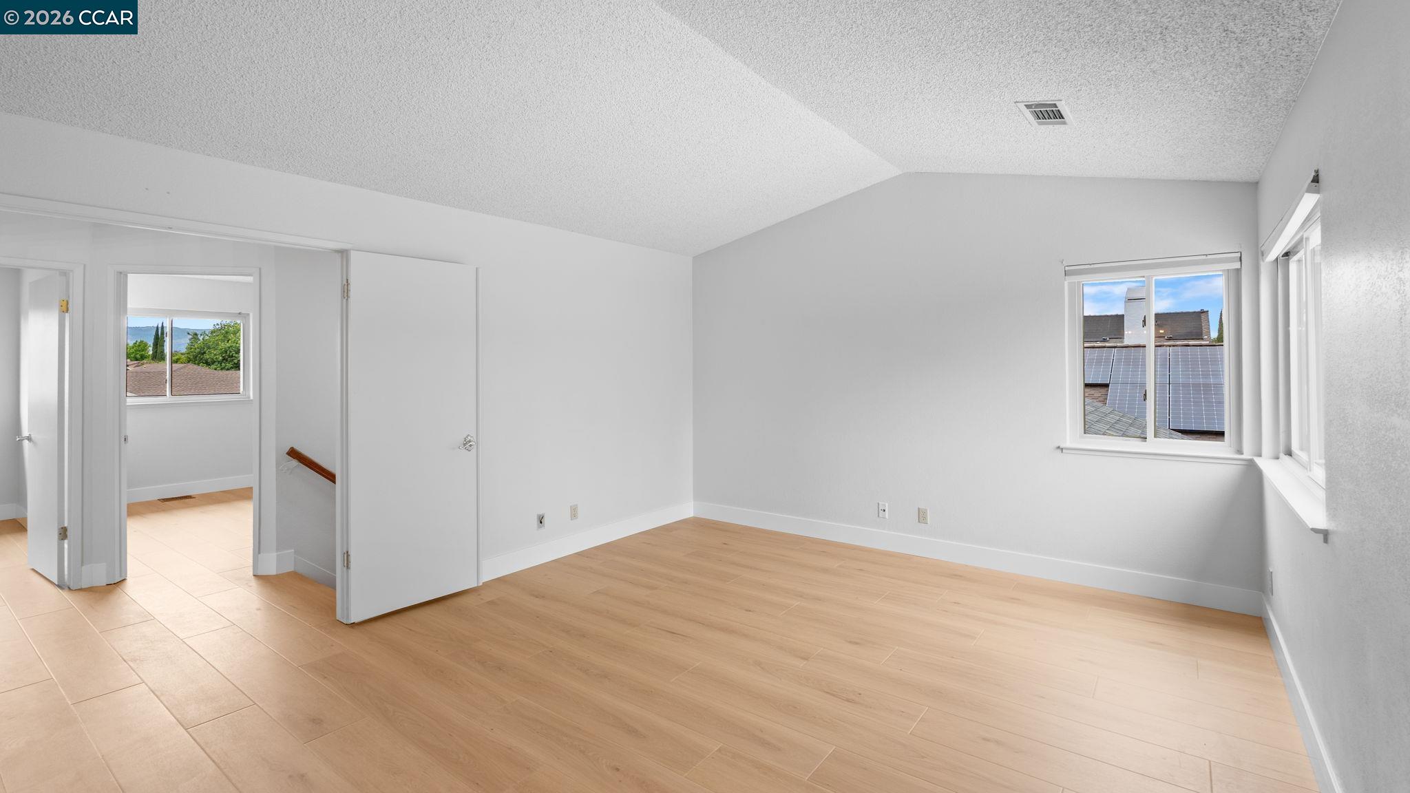 515 Lupine Cir