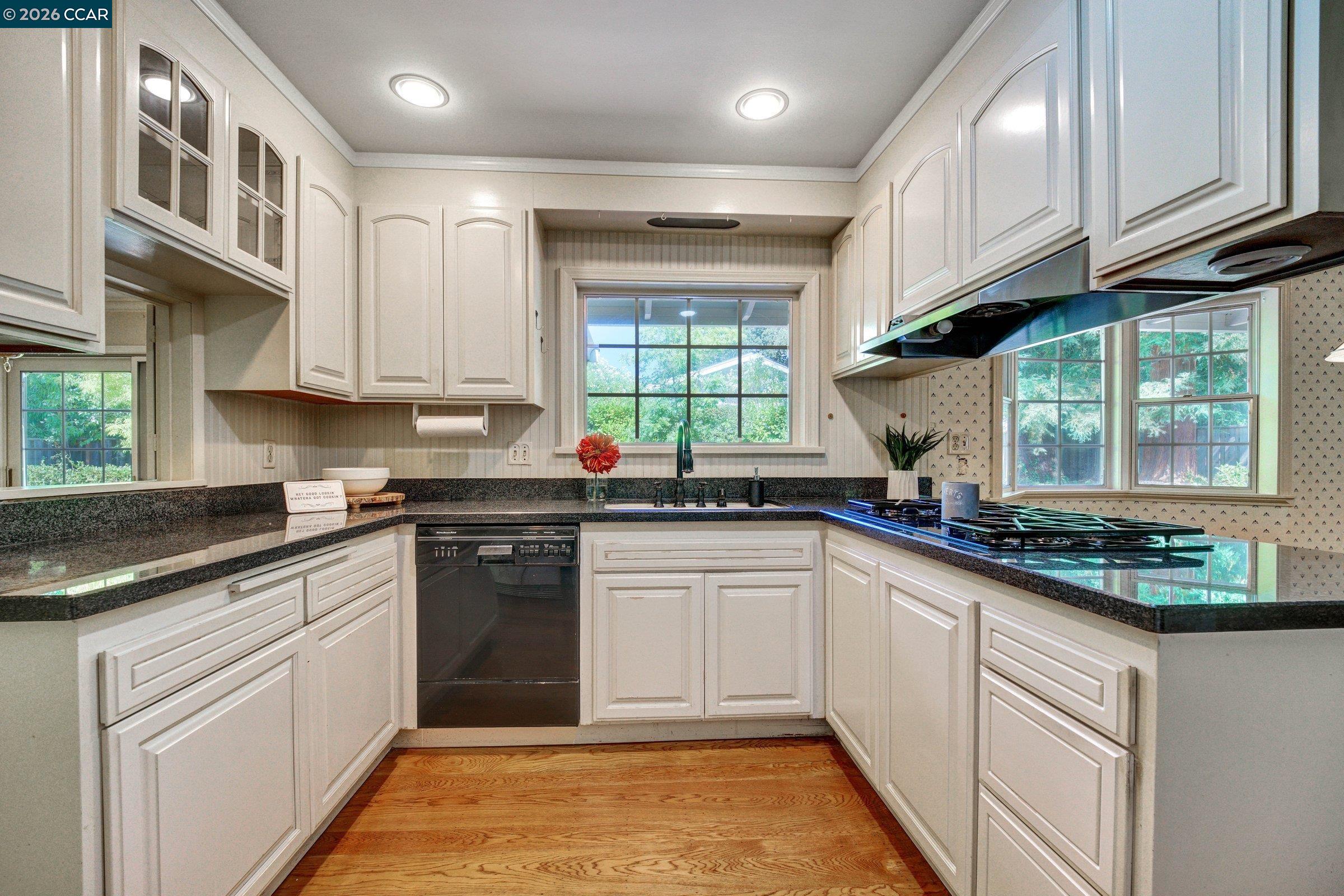 550 Silverado Dr