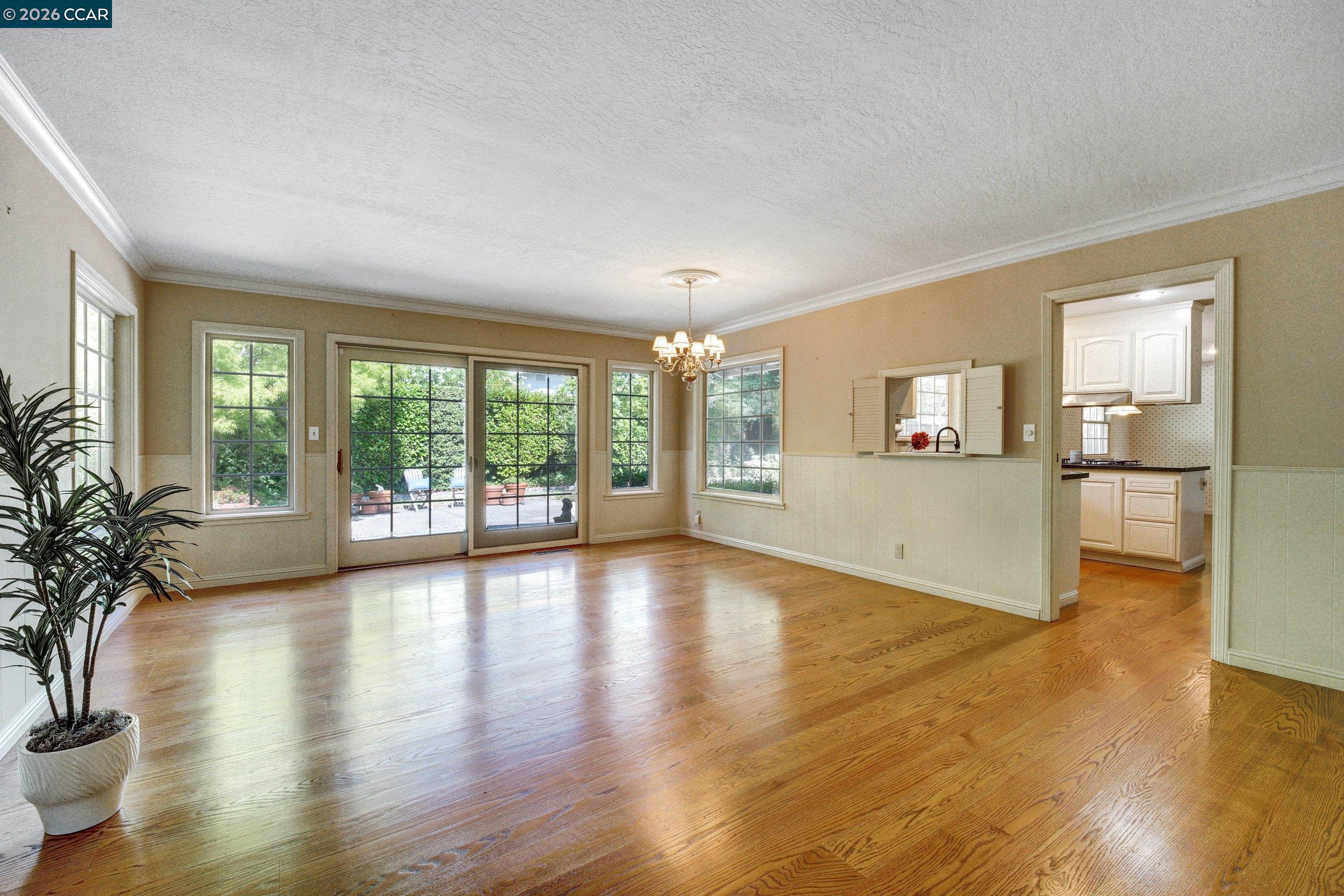 550 Silverado Dr