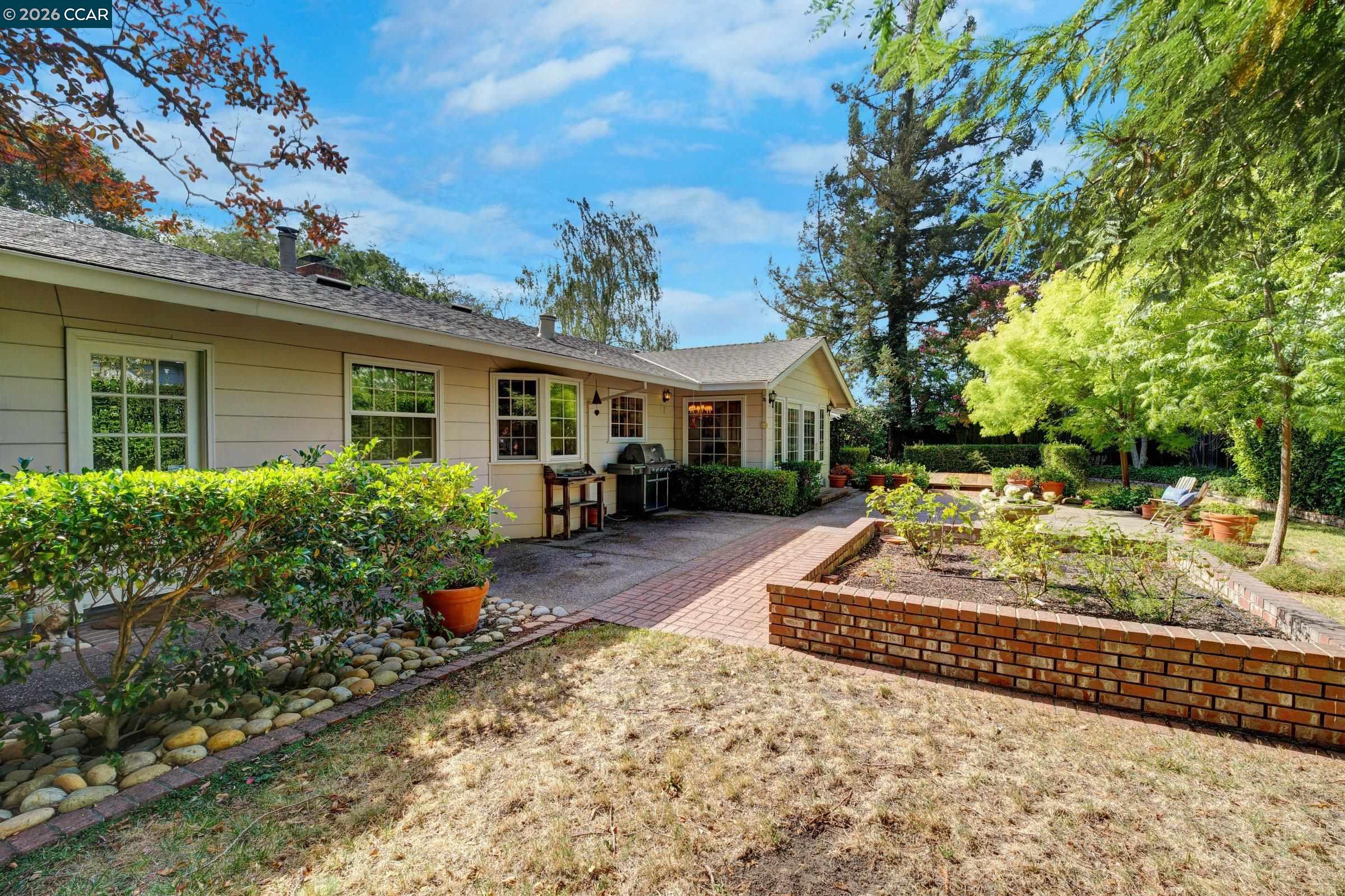 550 Silverado Dr