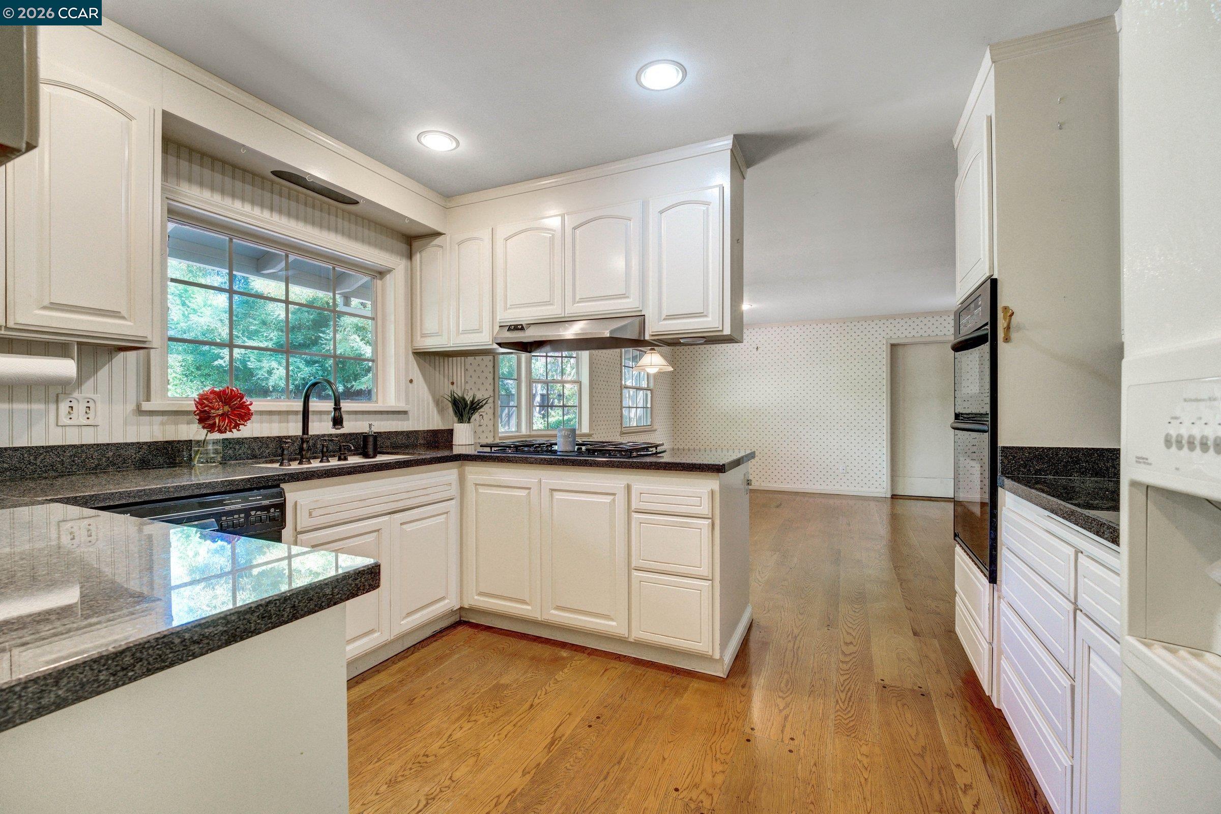 550 Silverado Dr