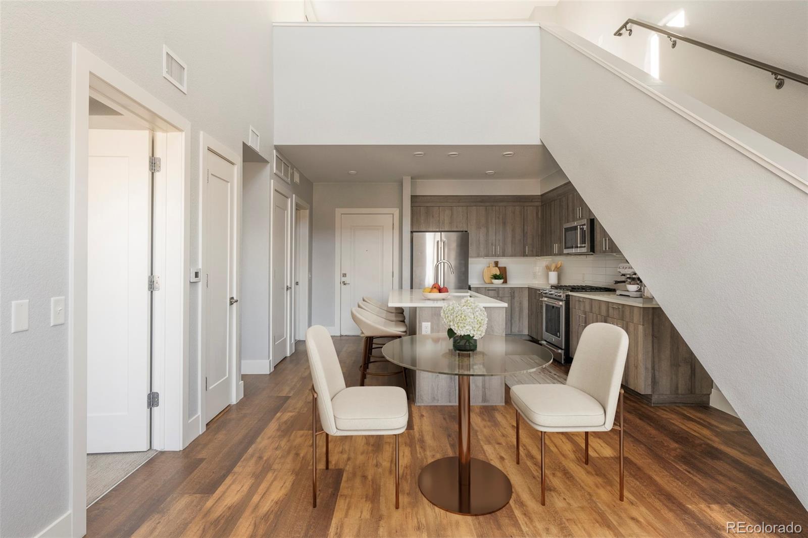 431 E Bayaud Avenue Unit: R305