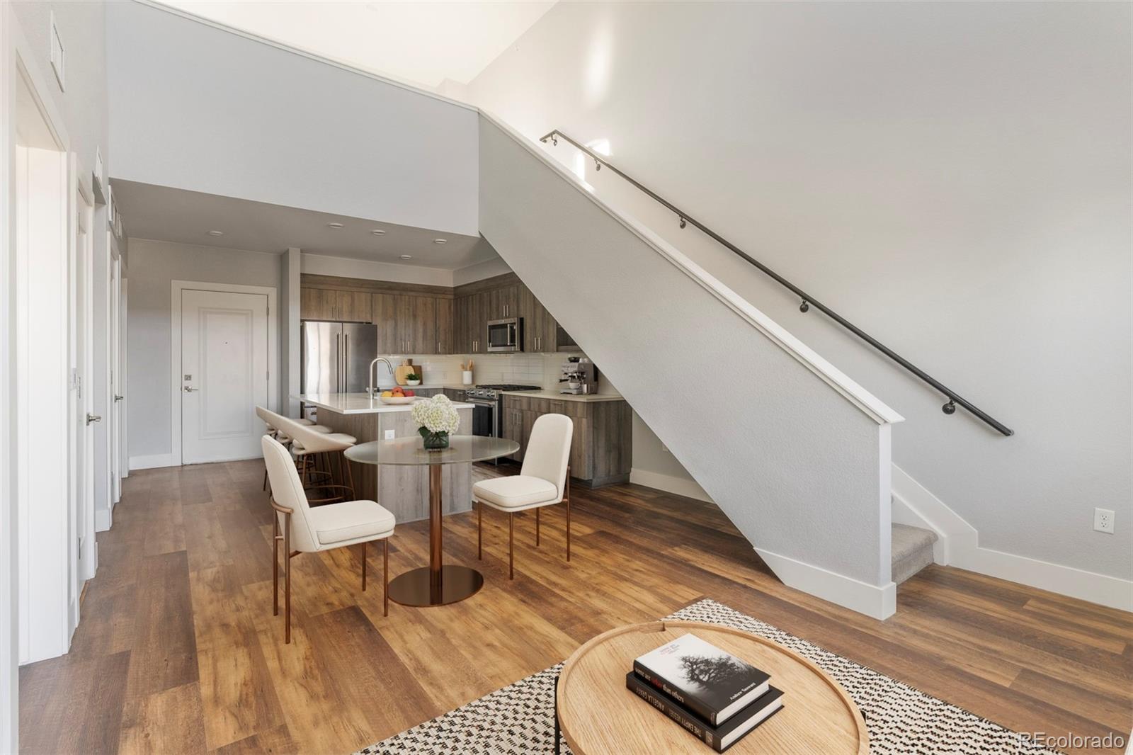 431 E Bayaud Avenue Unit: R305