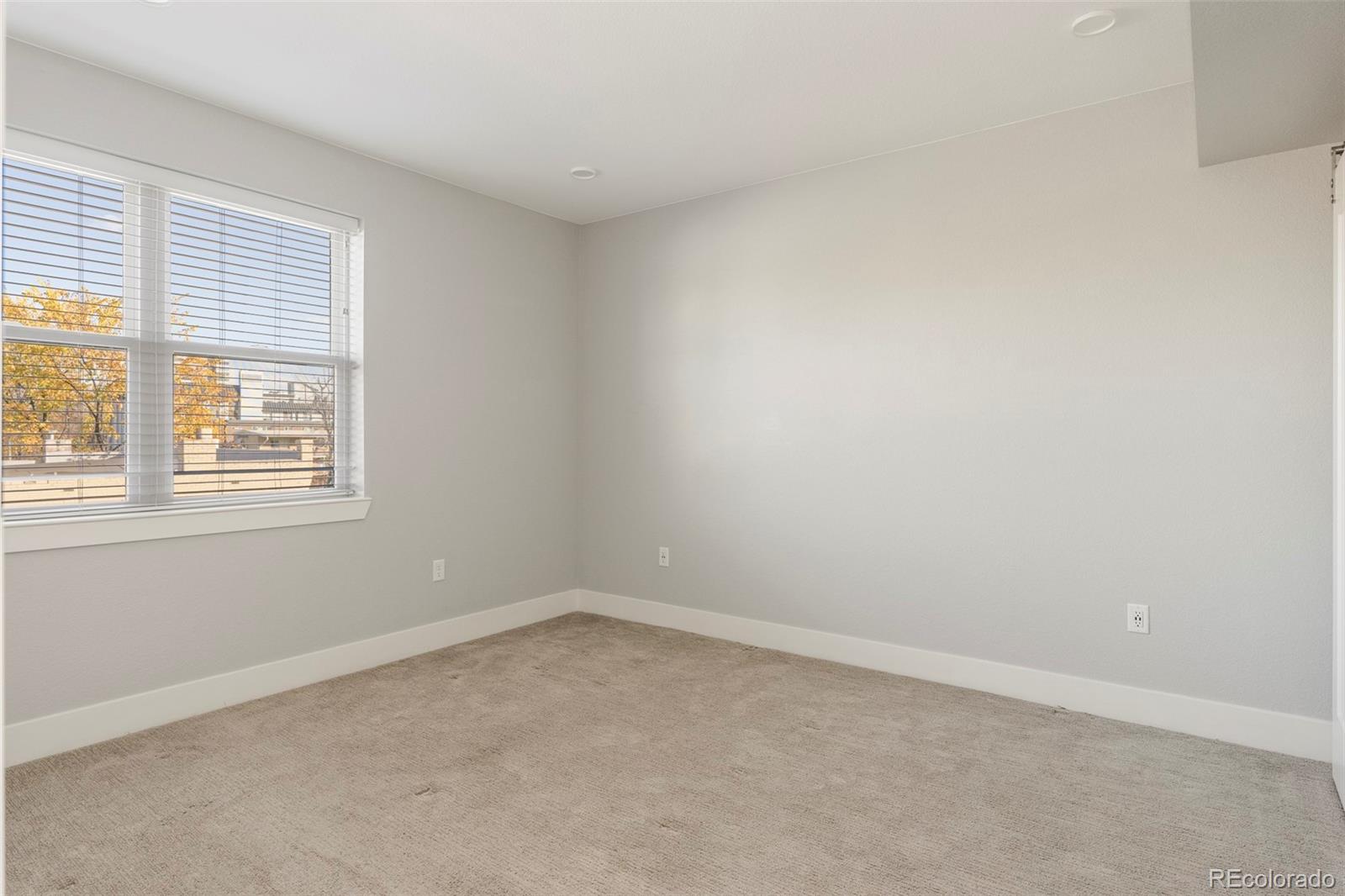 431 E Bayaud Avenue Unit: R305