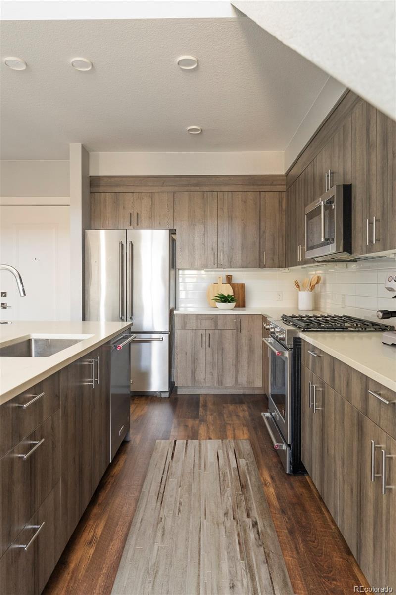 431 E Bayaud Avenue Unit: R305