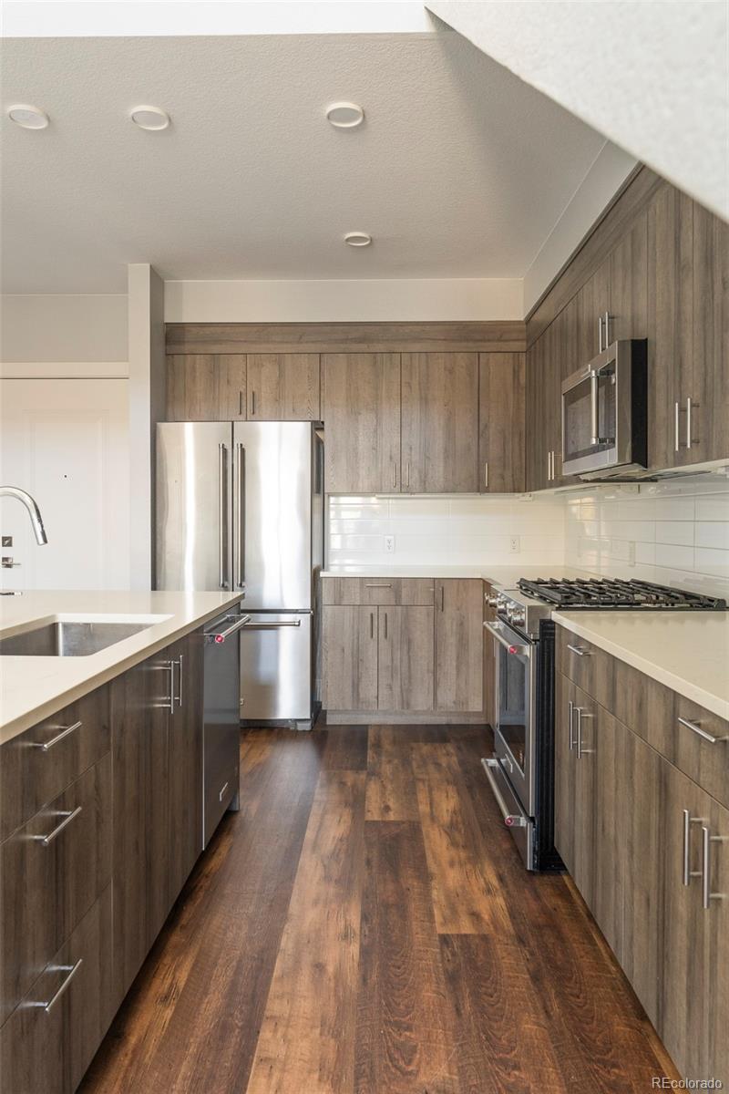 431 E Bayaud Avenue Unit: R305