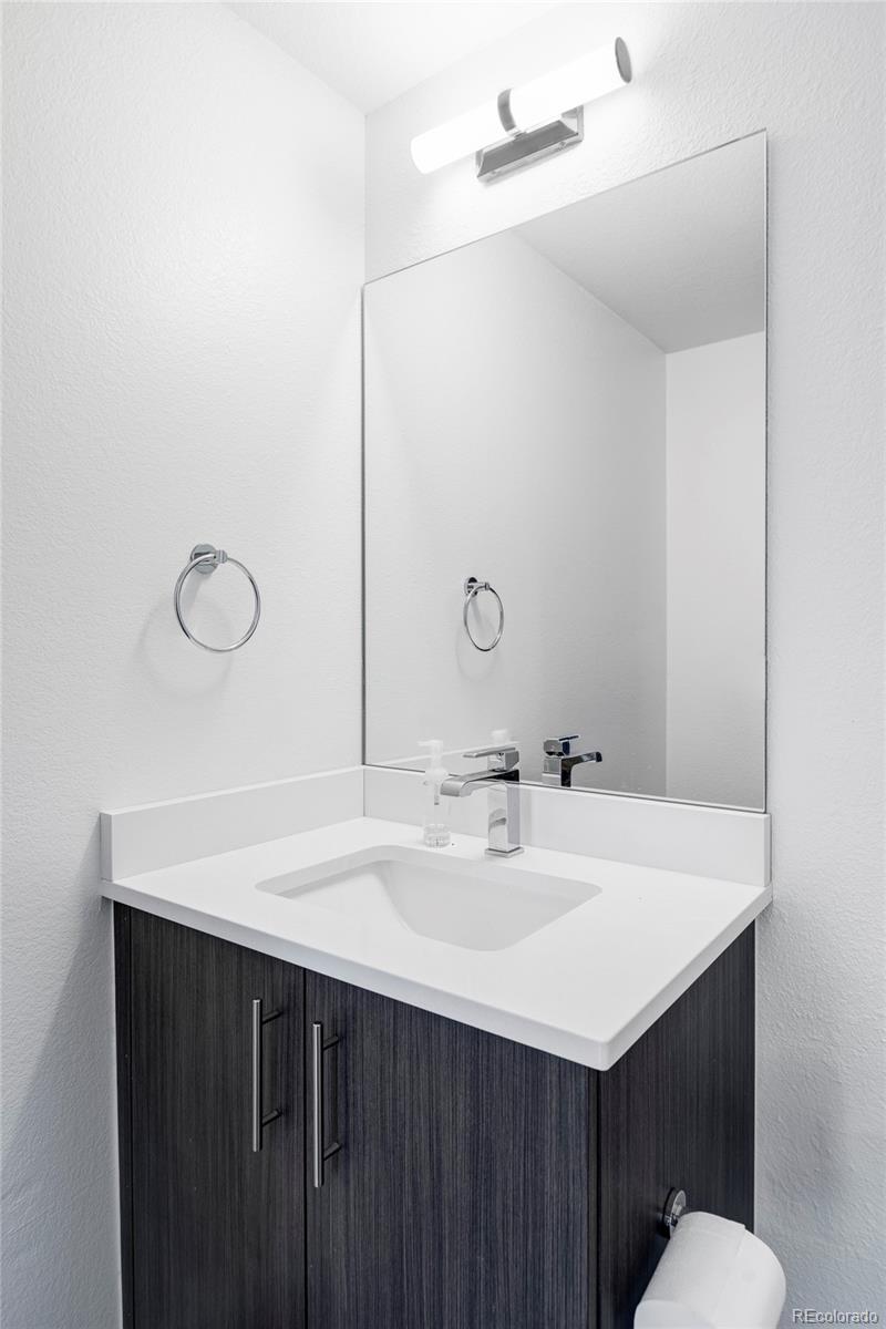 2726 Federal Boulevard Unit: 3