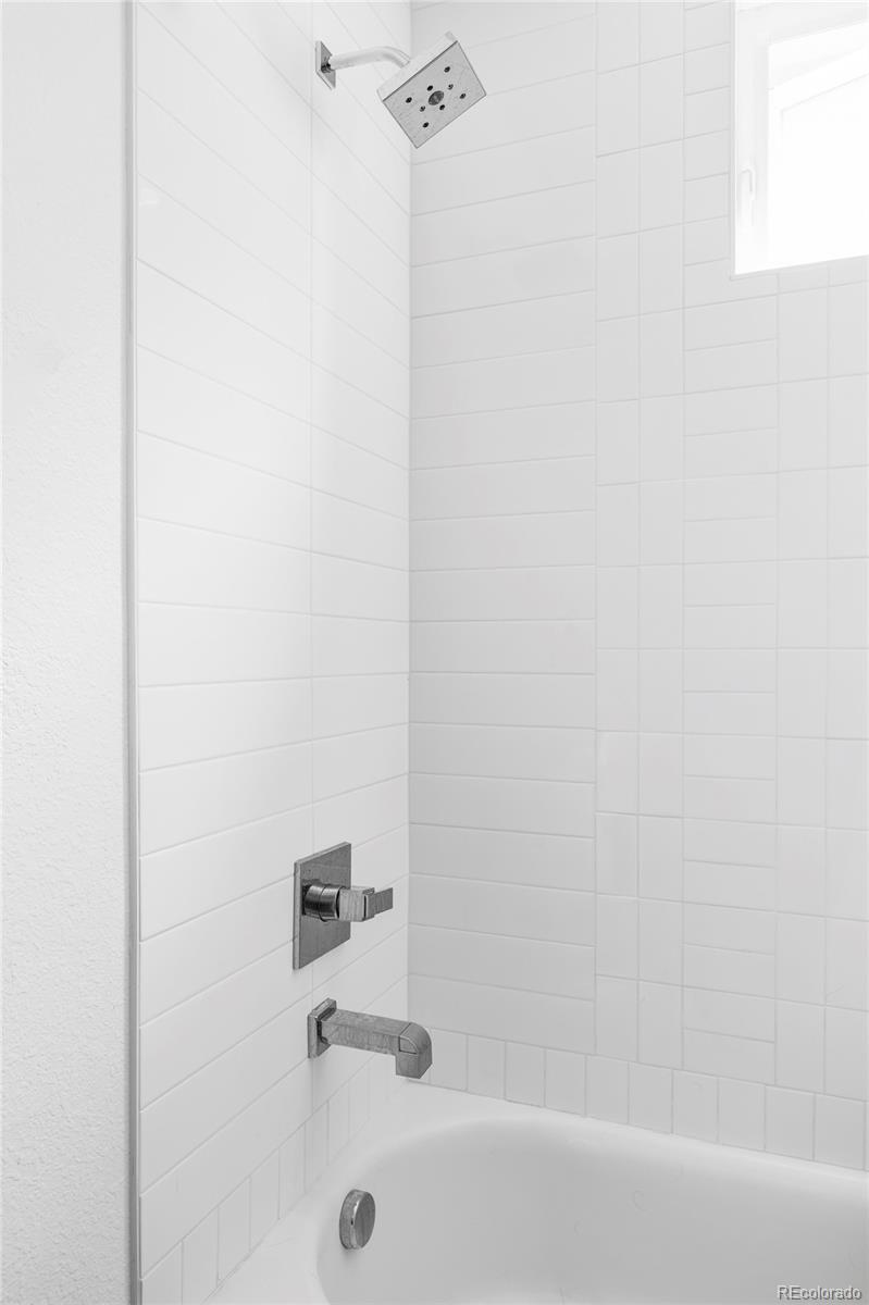 2726 Federal Boulevard Unit: 3