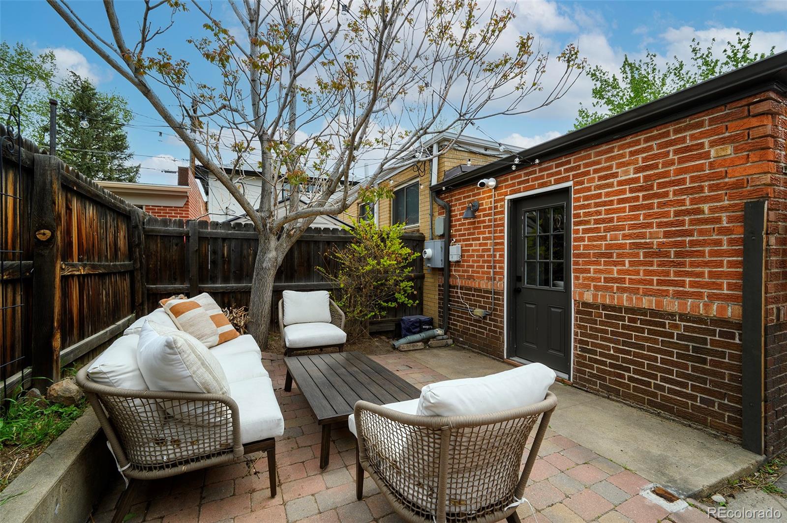 2700 Xavier Street