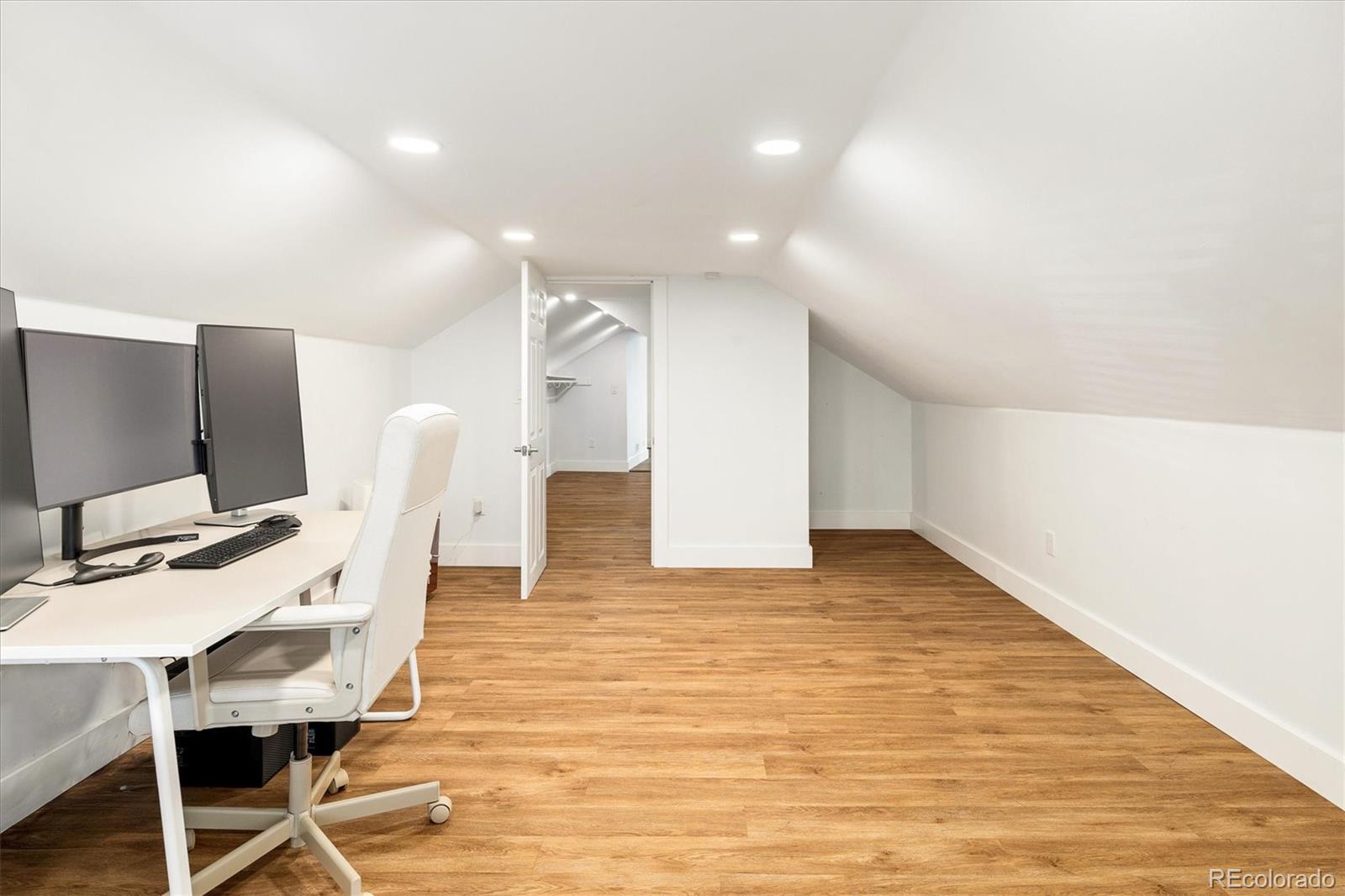 2250 N Monaco Parkway