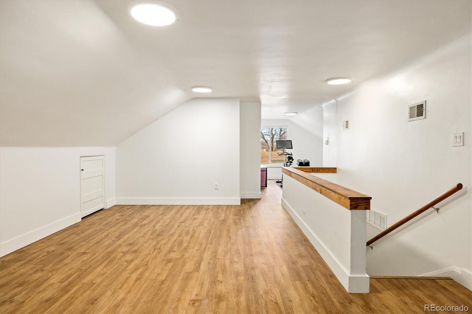 2250 N Monaco Parkway