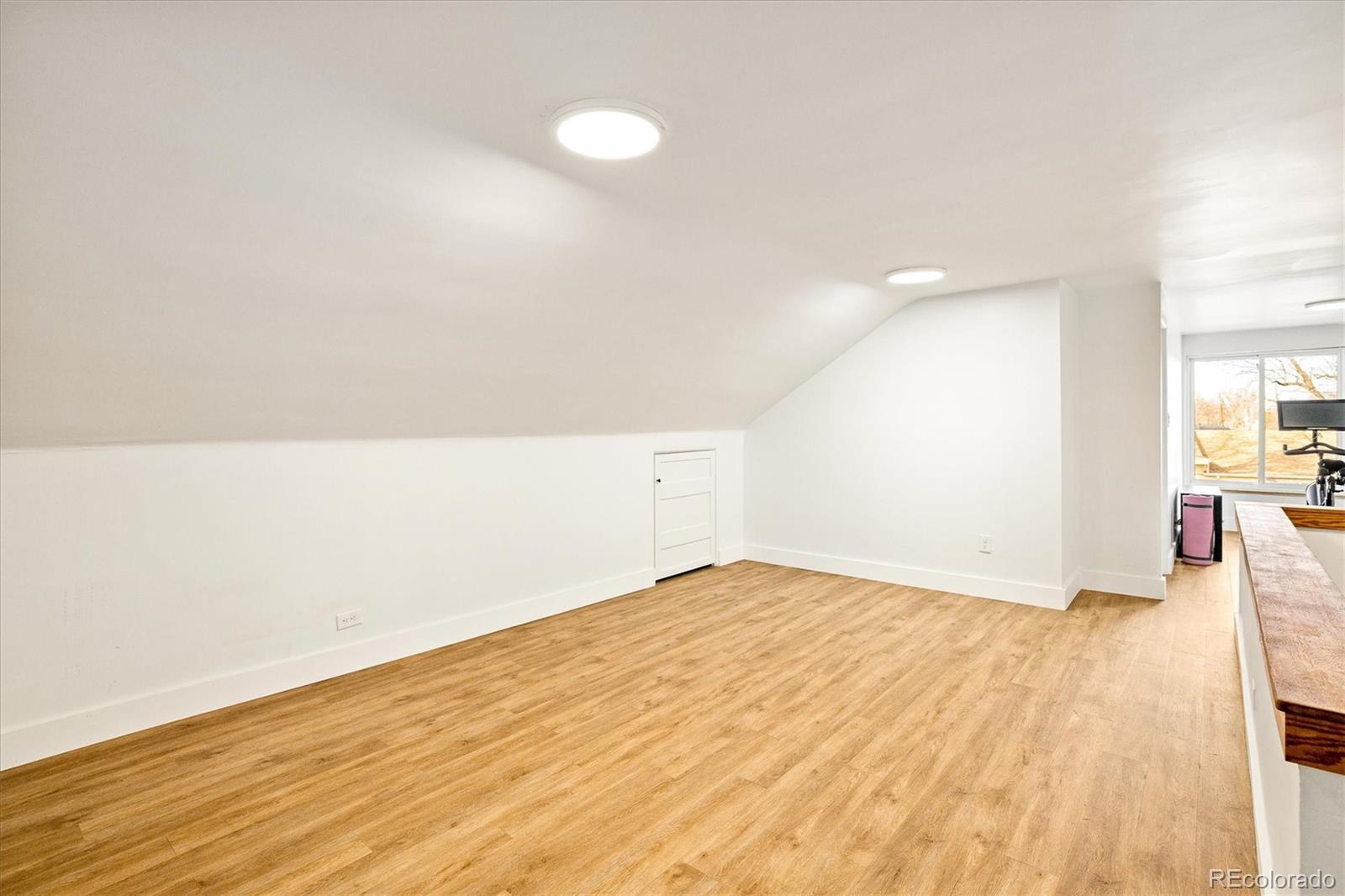 2250 N Monaco Parkway