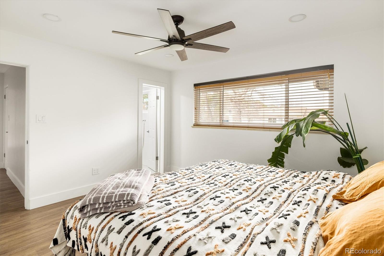 2250 N Monaco Parkway