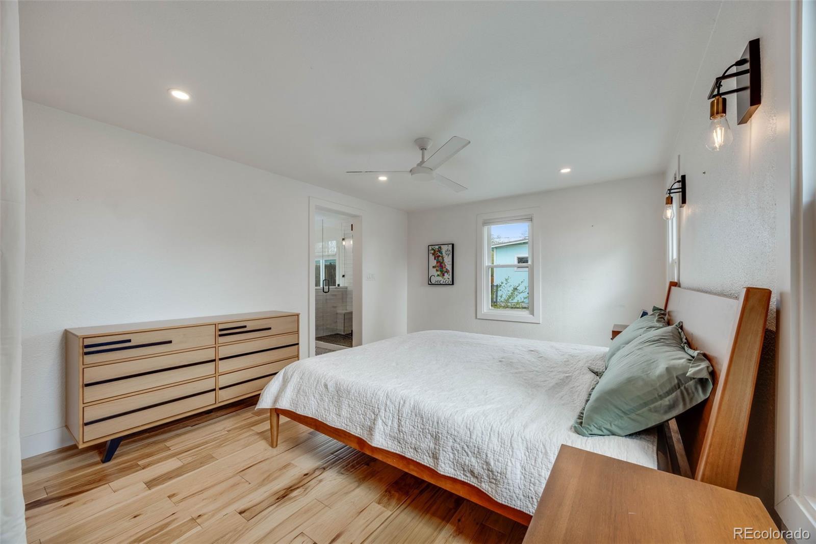 1055 Quartz Street