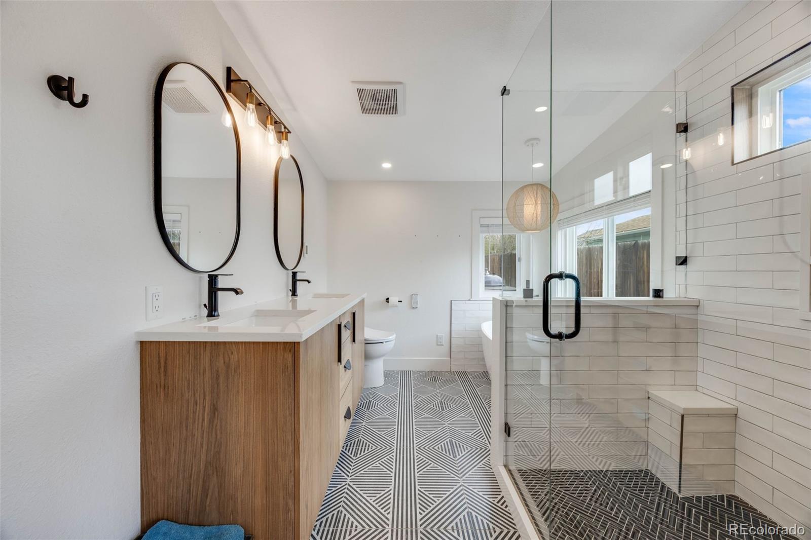 1055 Quartz Street