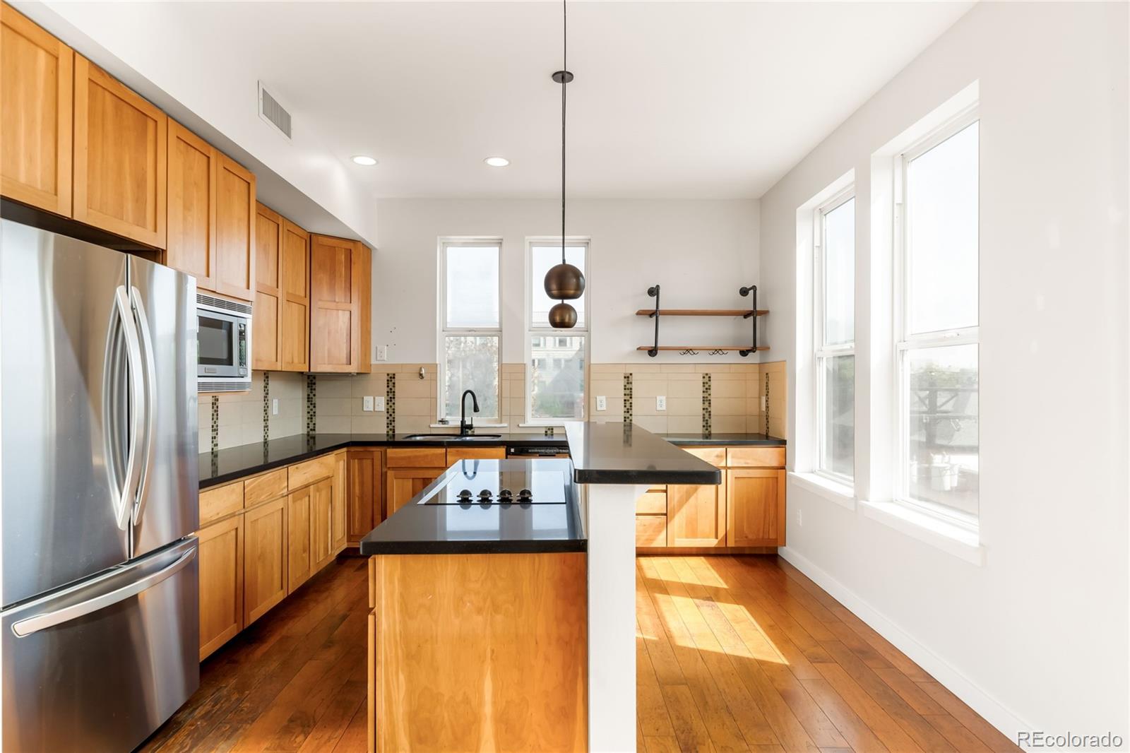 1738 N Franklin Street Unit: 4D