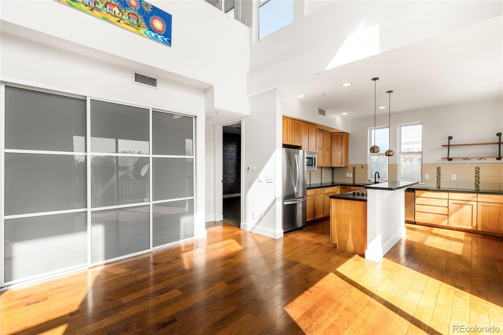 1738 N Franklin Street Unit: 4D