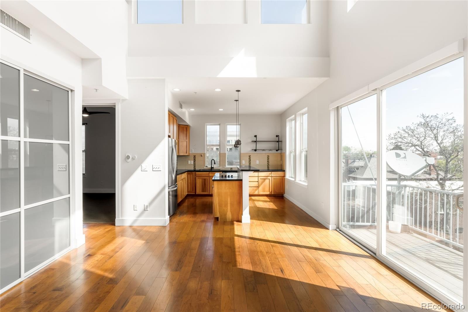 1738 N Franklin Street Unit: 4D