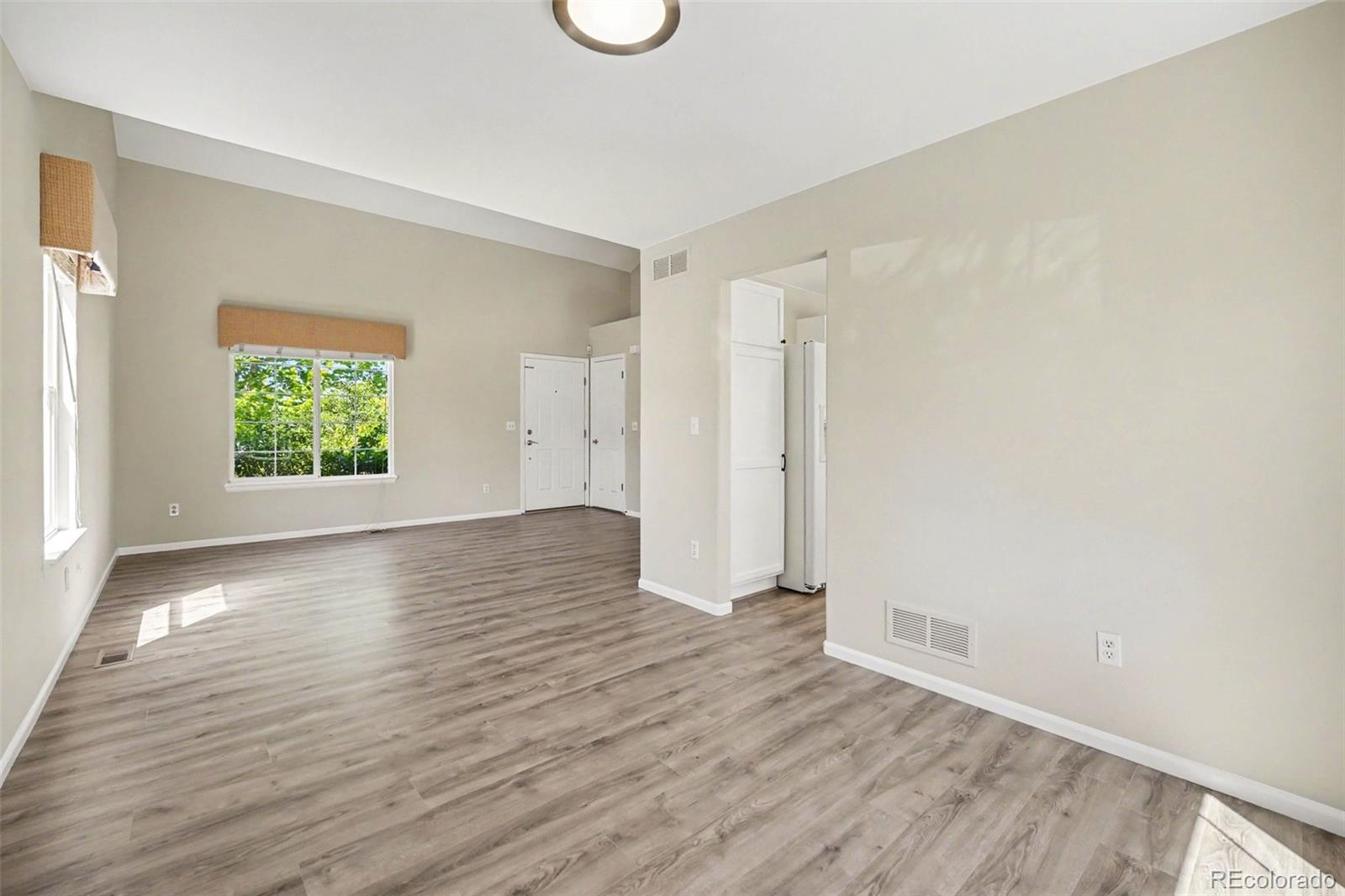 4372 Chatswood Place