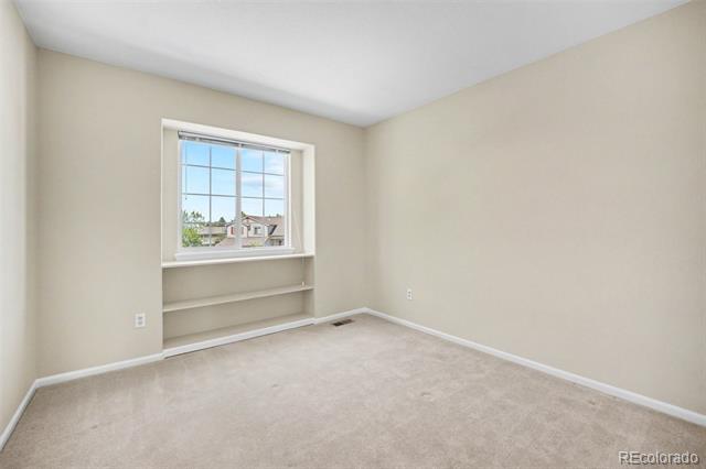 4372 Chatswood Place