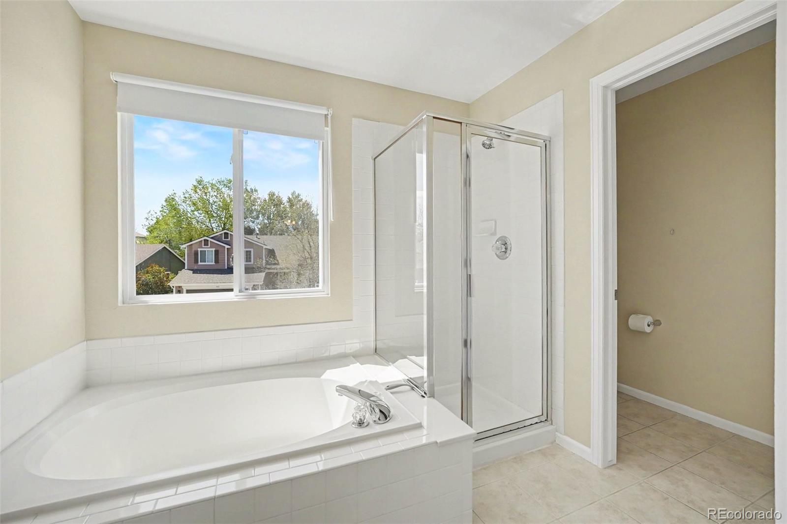 4372 Chatswood Place