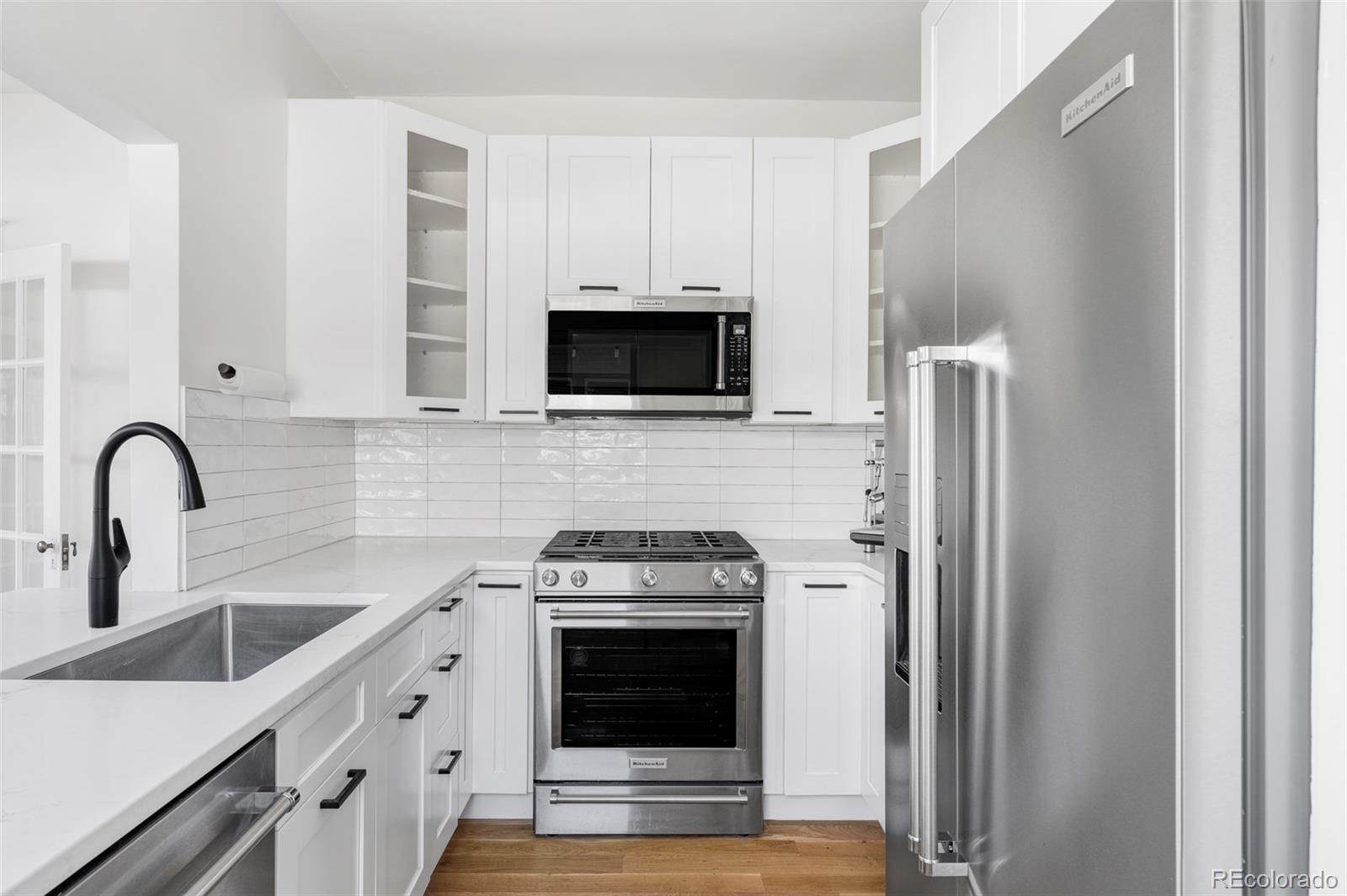 2289 N Glencoe Street