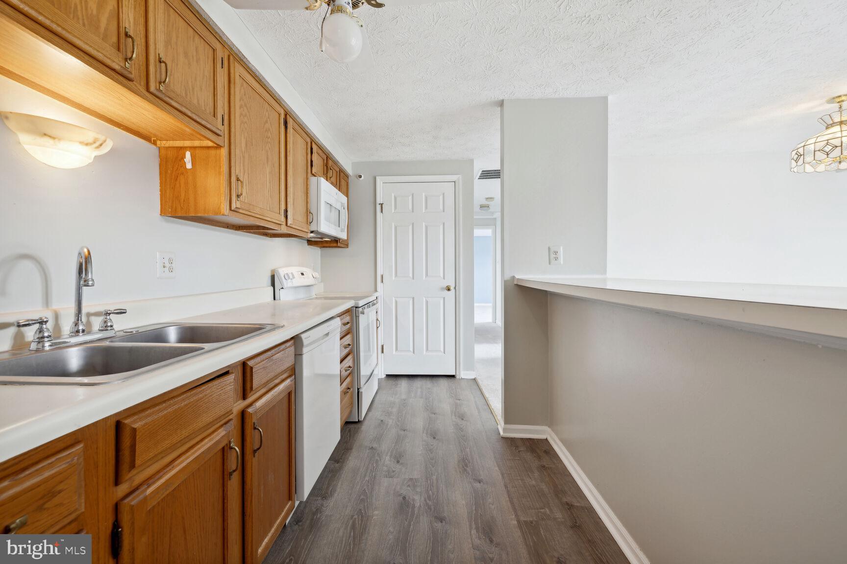 303 PALMSPRING #10