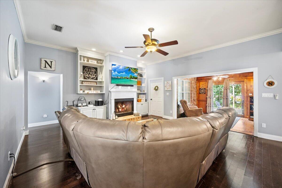 2025 Buckley Drive