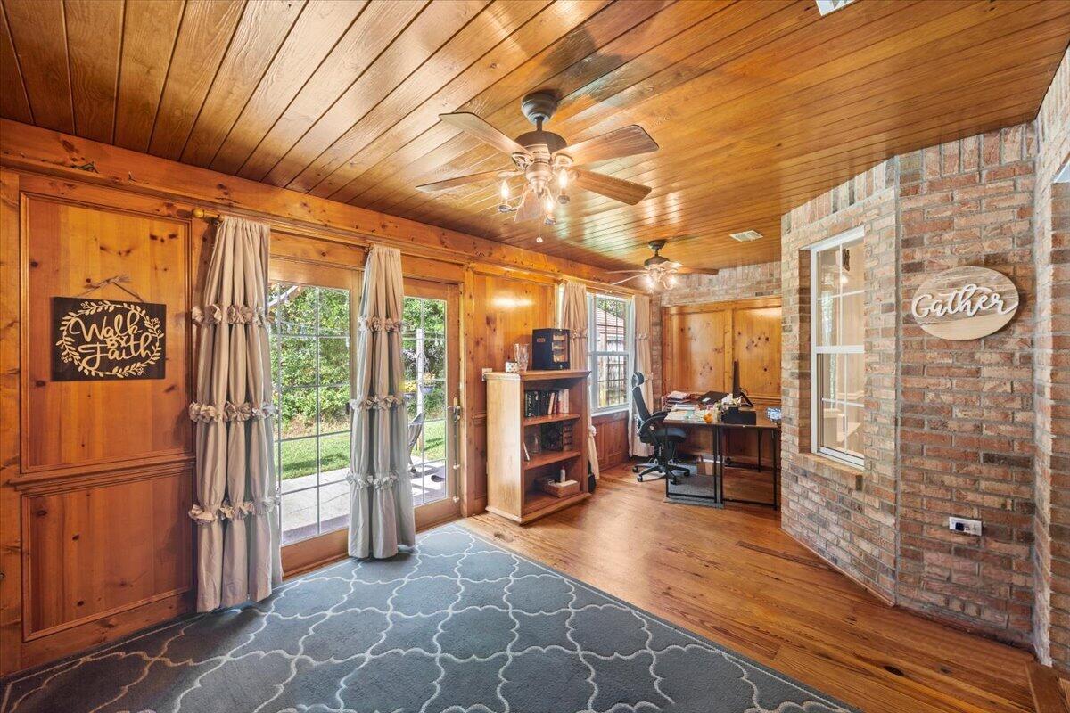 2025 Buckley Drive
