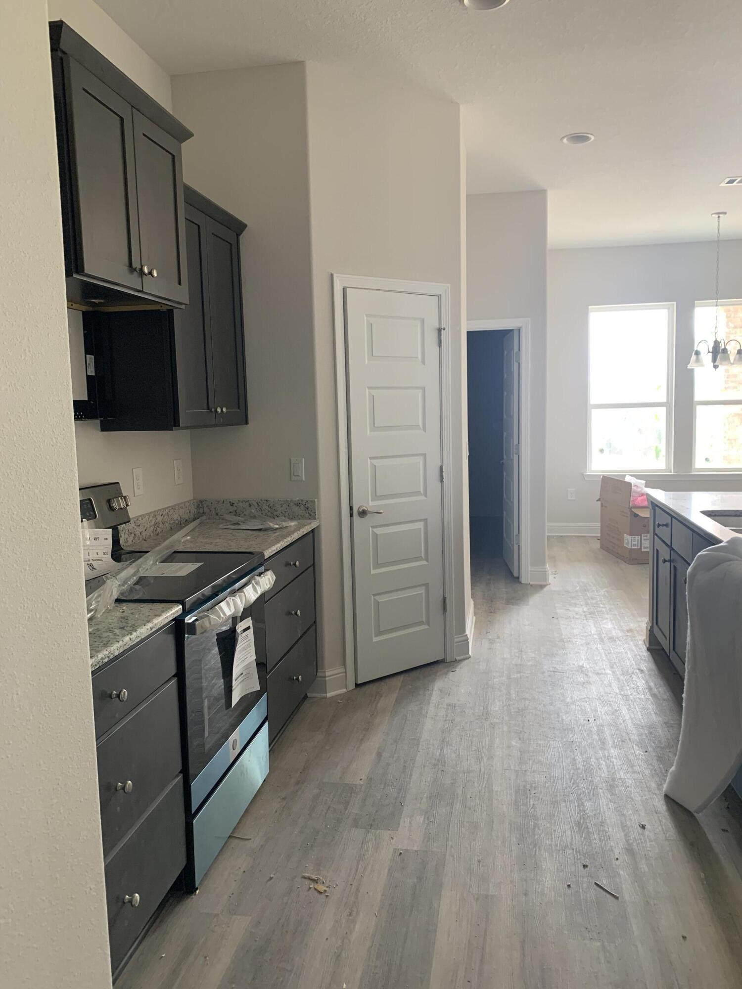 8011 Twin Cedar Drive, 14 D
