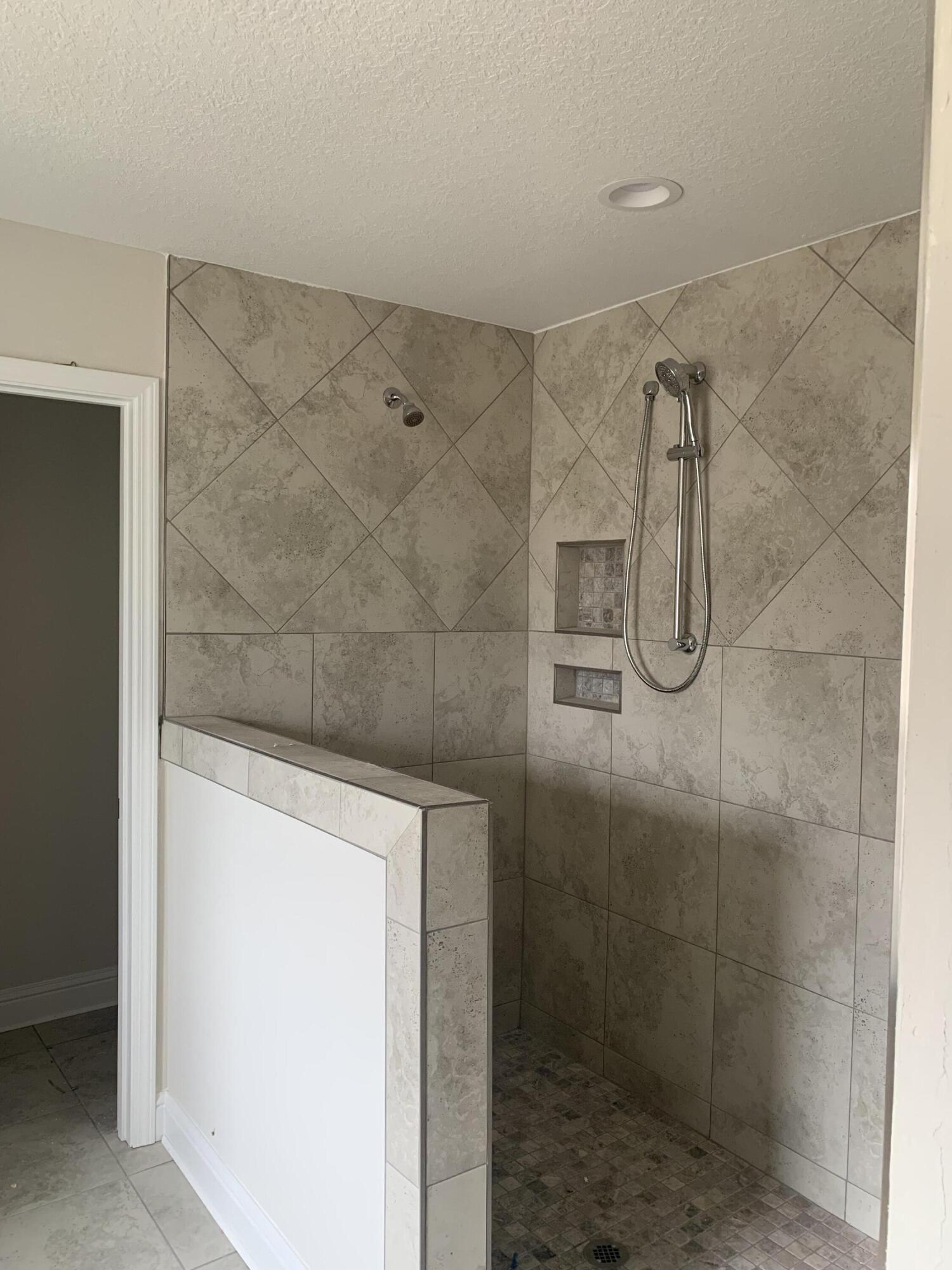 8011 Twin Cedar Drive, 14 D