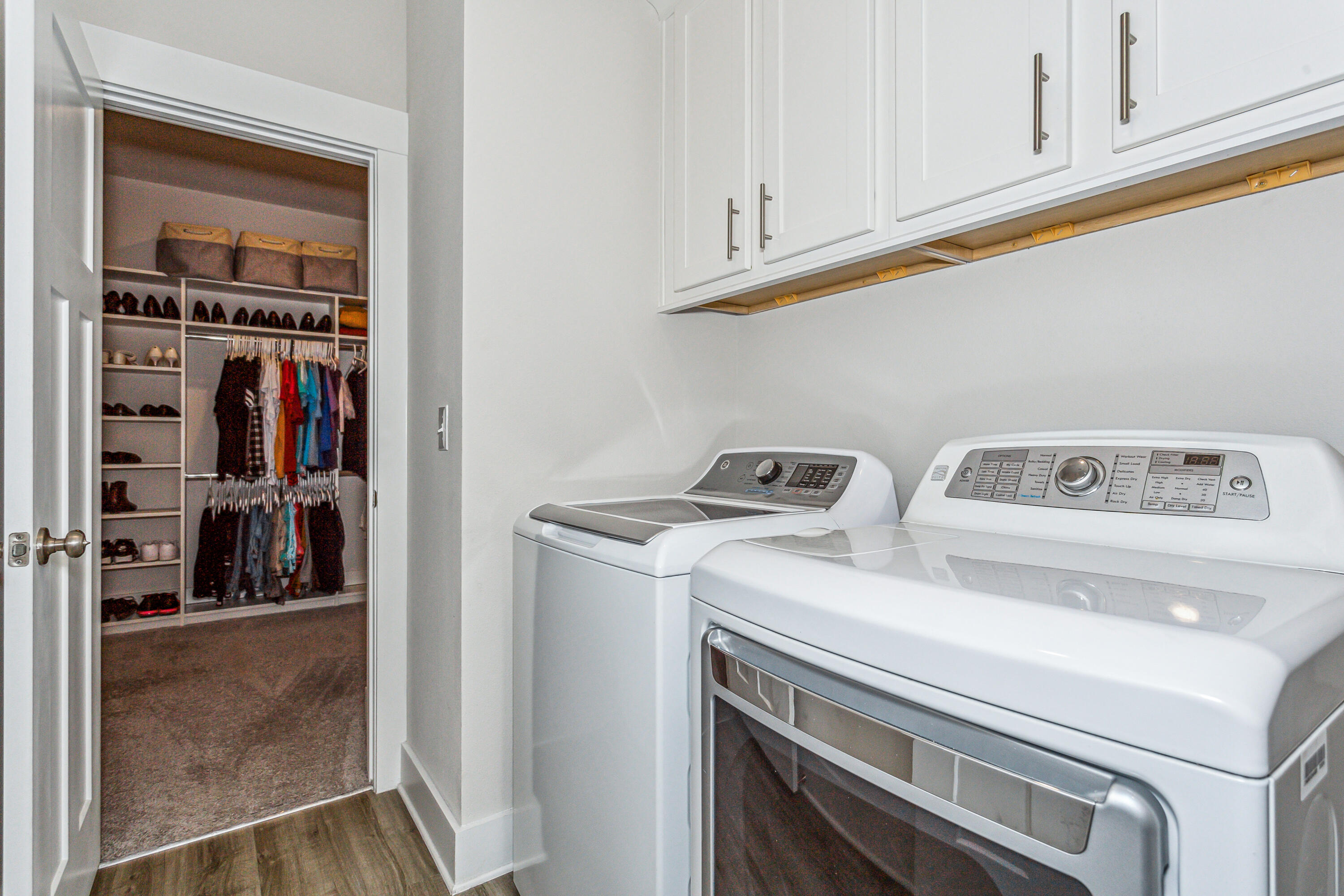 6311 Romsey Court