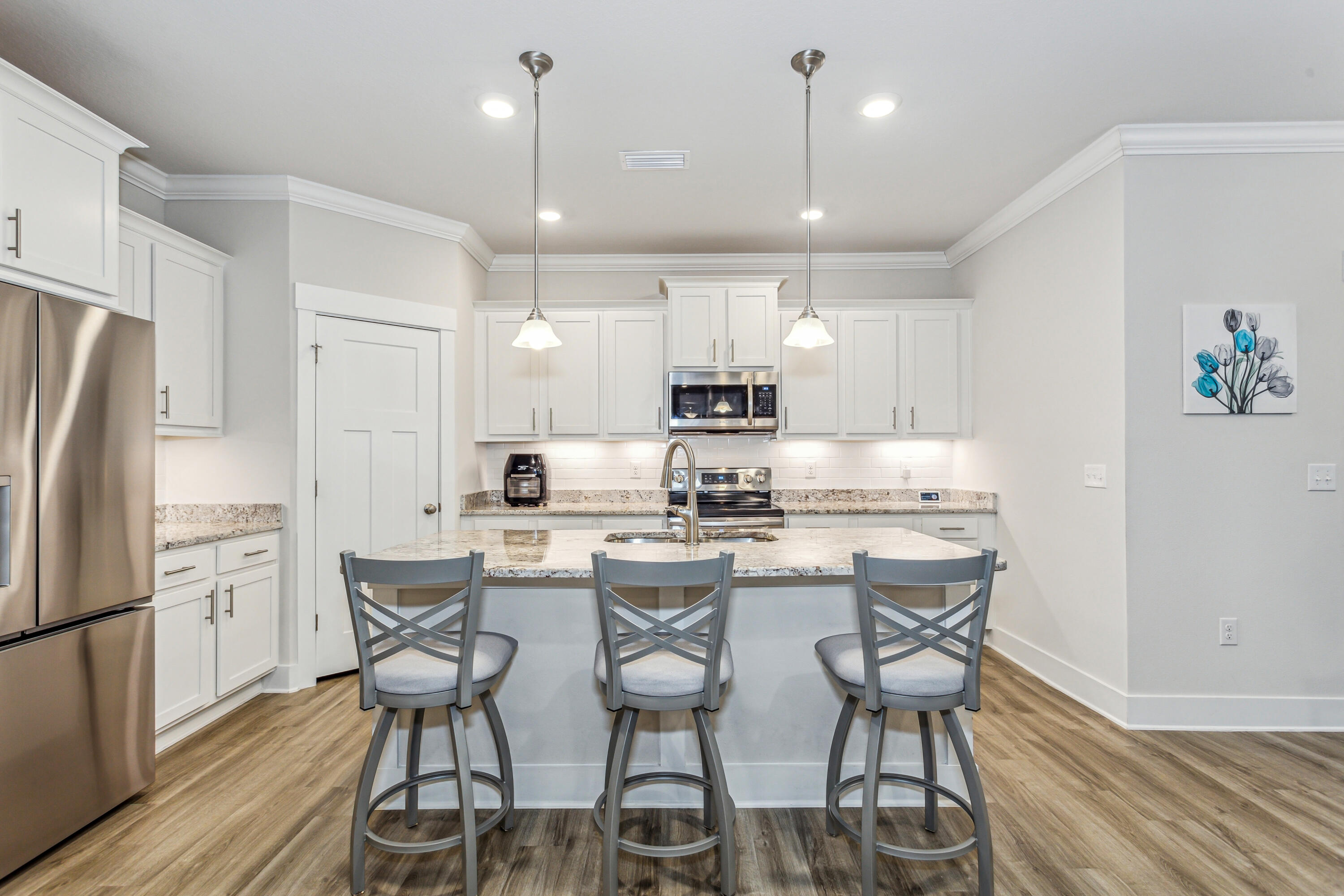 6311 Romsey Court