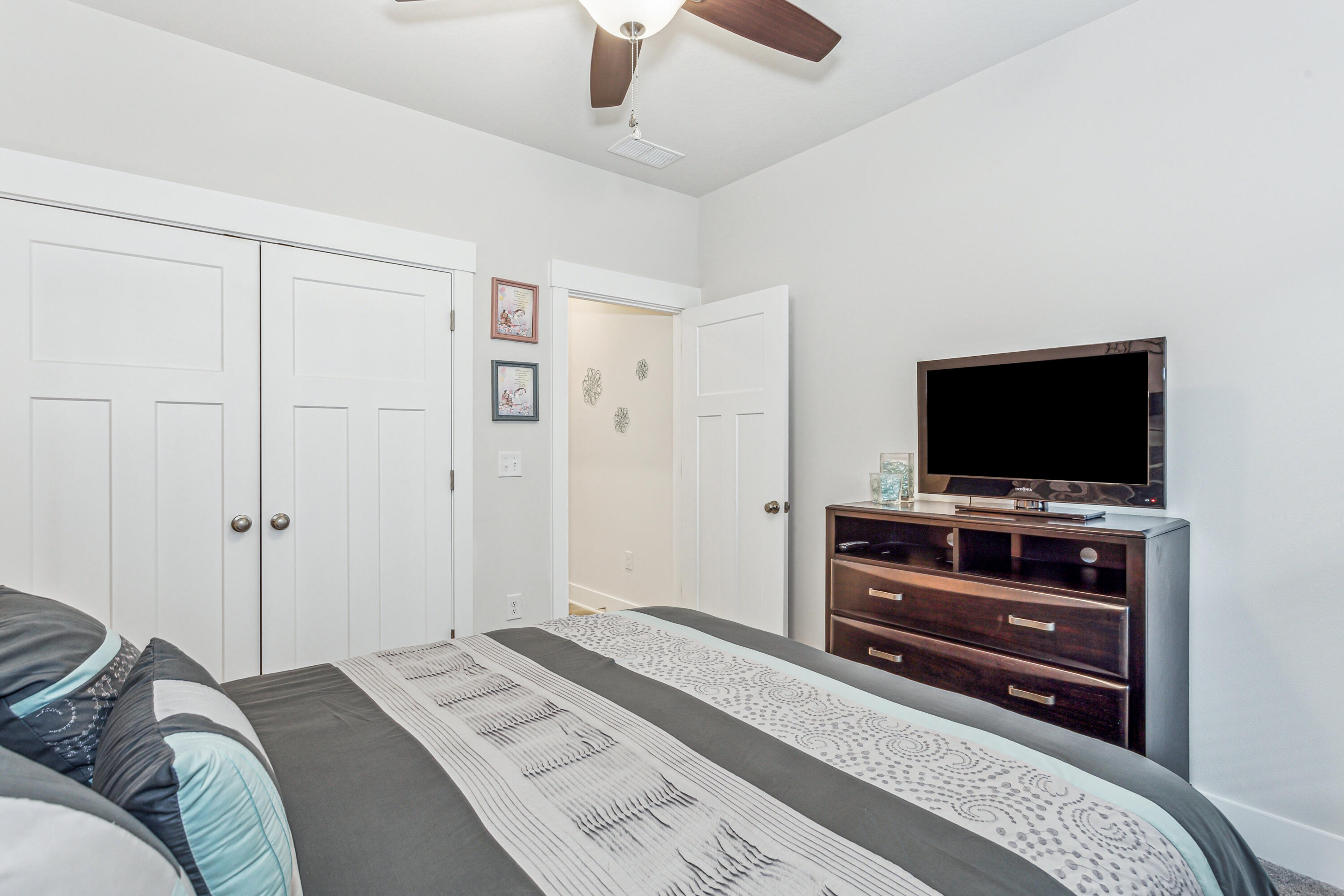 6311 Romsey Court