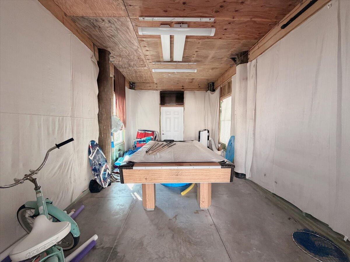 1487 Seaside Circle, Navarre