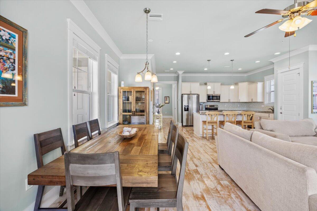 1487 Seaside Circle, Navarre