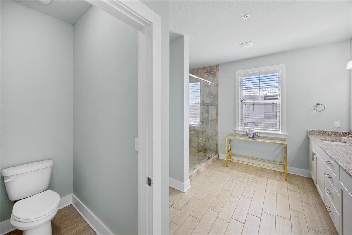 1487 Seaside Circle, Navarre