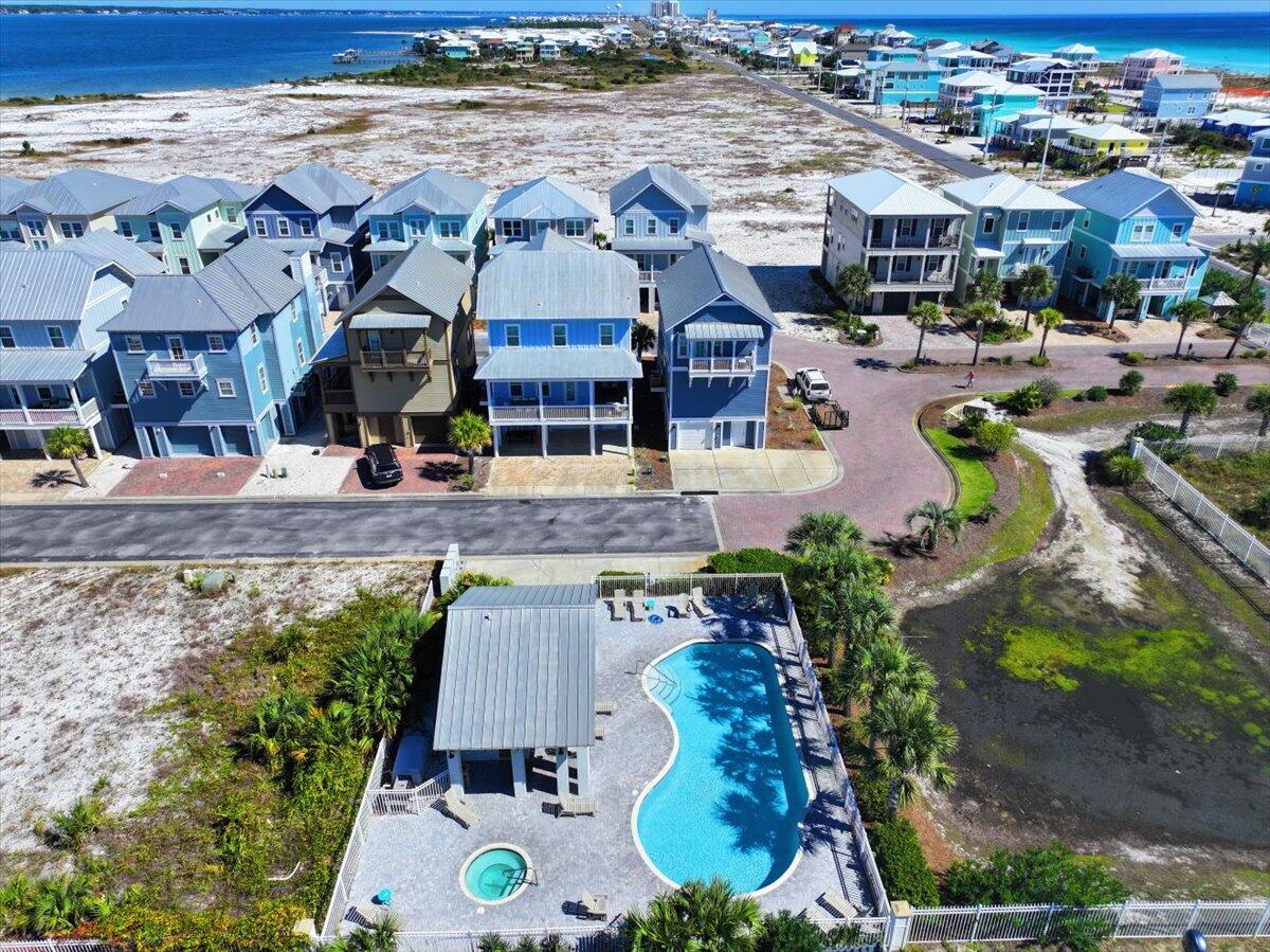 1487 Seaside Circle, Navarre