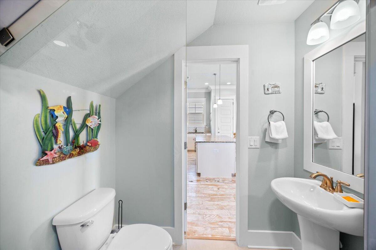 1487 Seaside Circle, Navarre