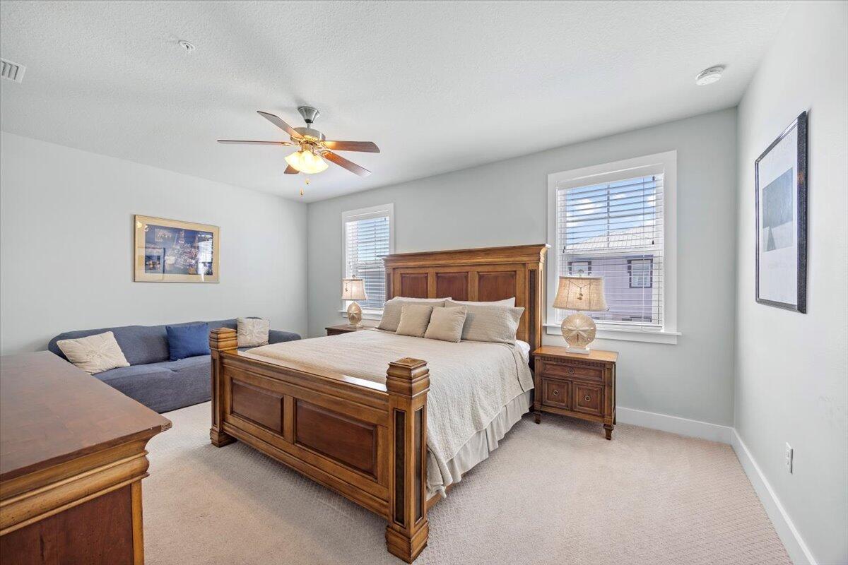 1487 Seaside Circle, Navarre