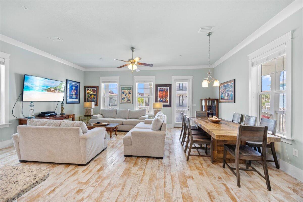 1487 Seaside Circle, Navarre