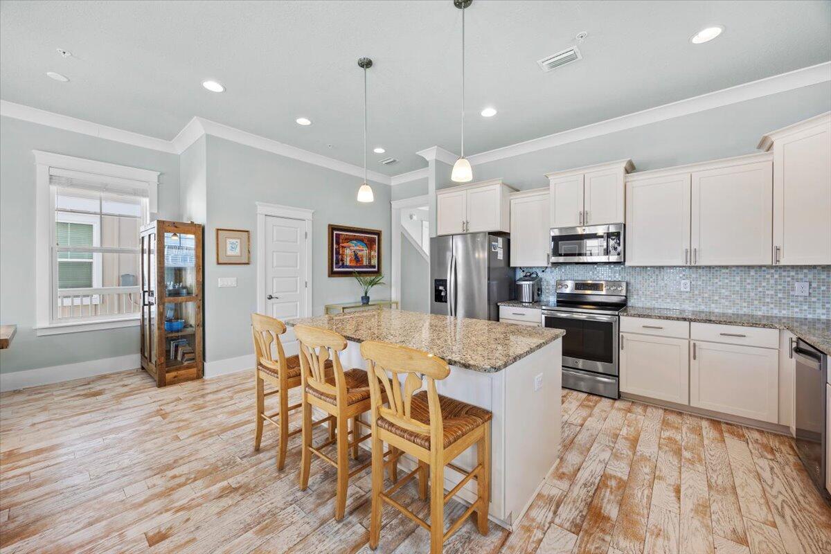 1487 Seaside Circle, Navarre