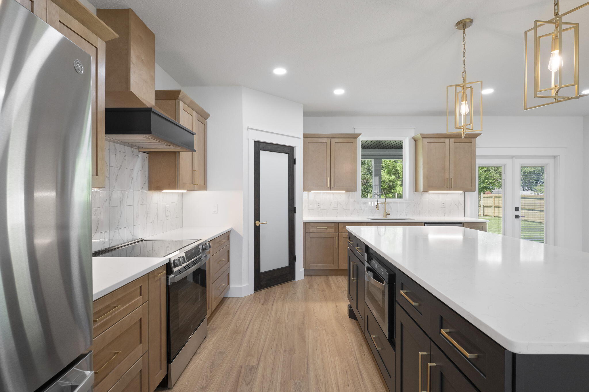 7713 Sandstone Street