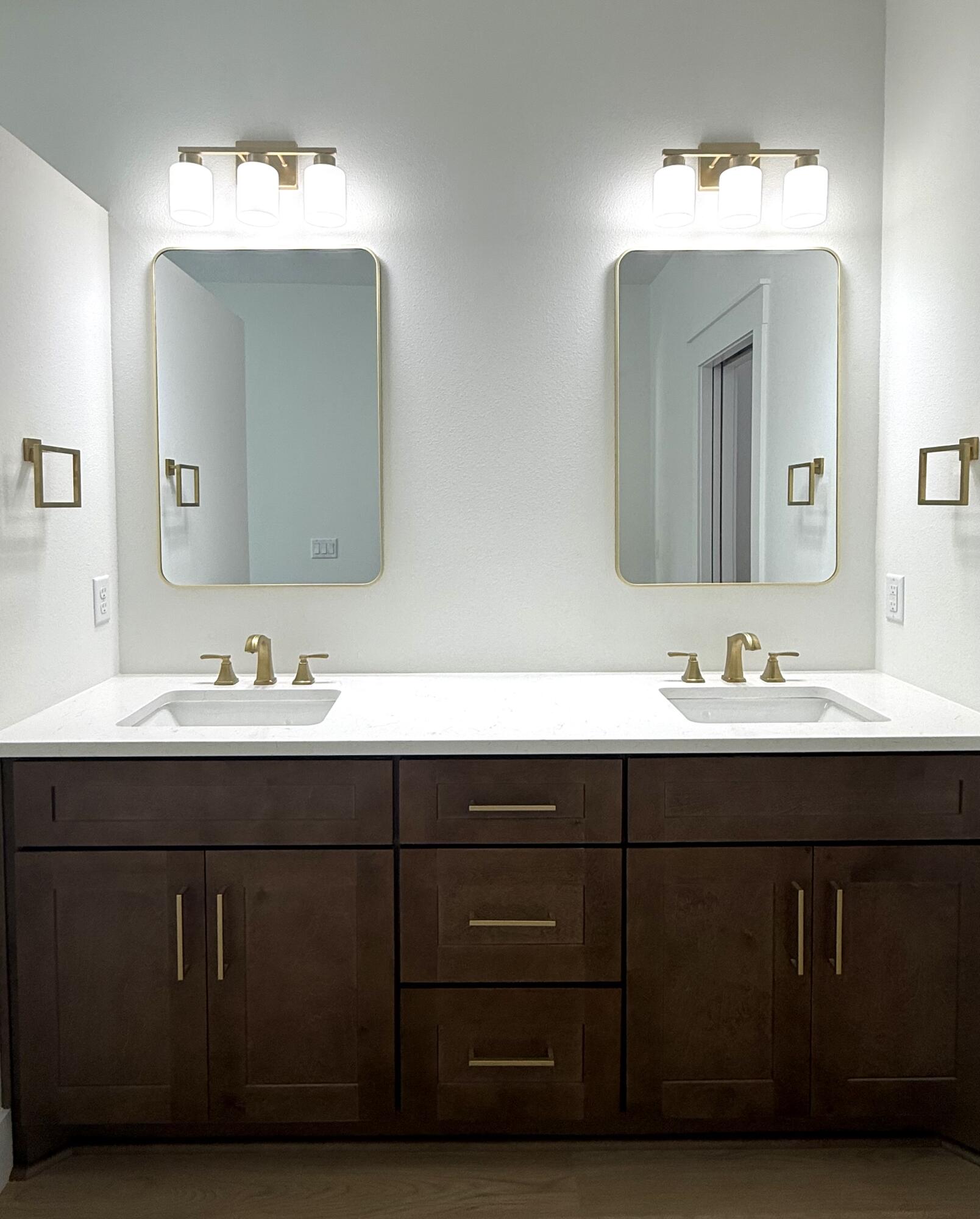 7713 Sandstone Street