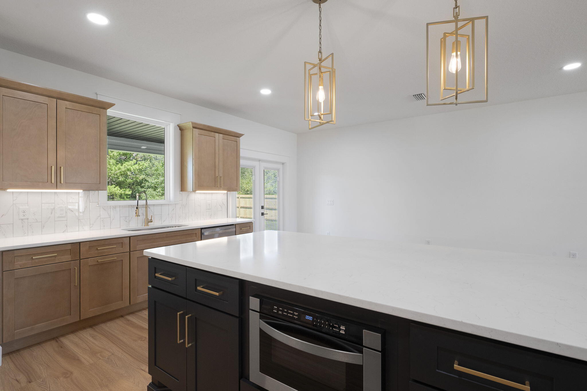 7713 Sandstone Street